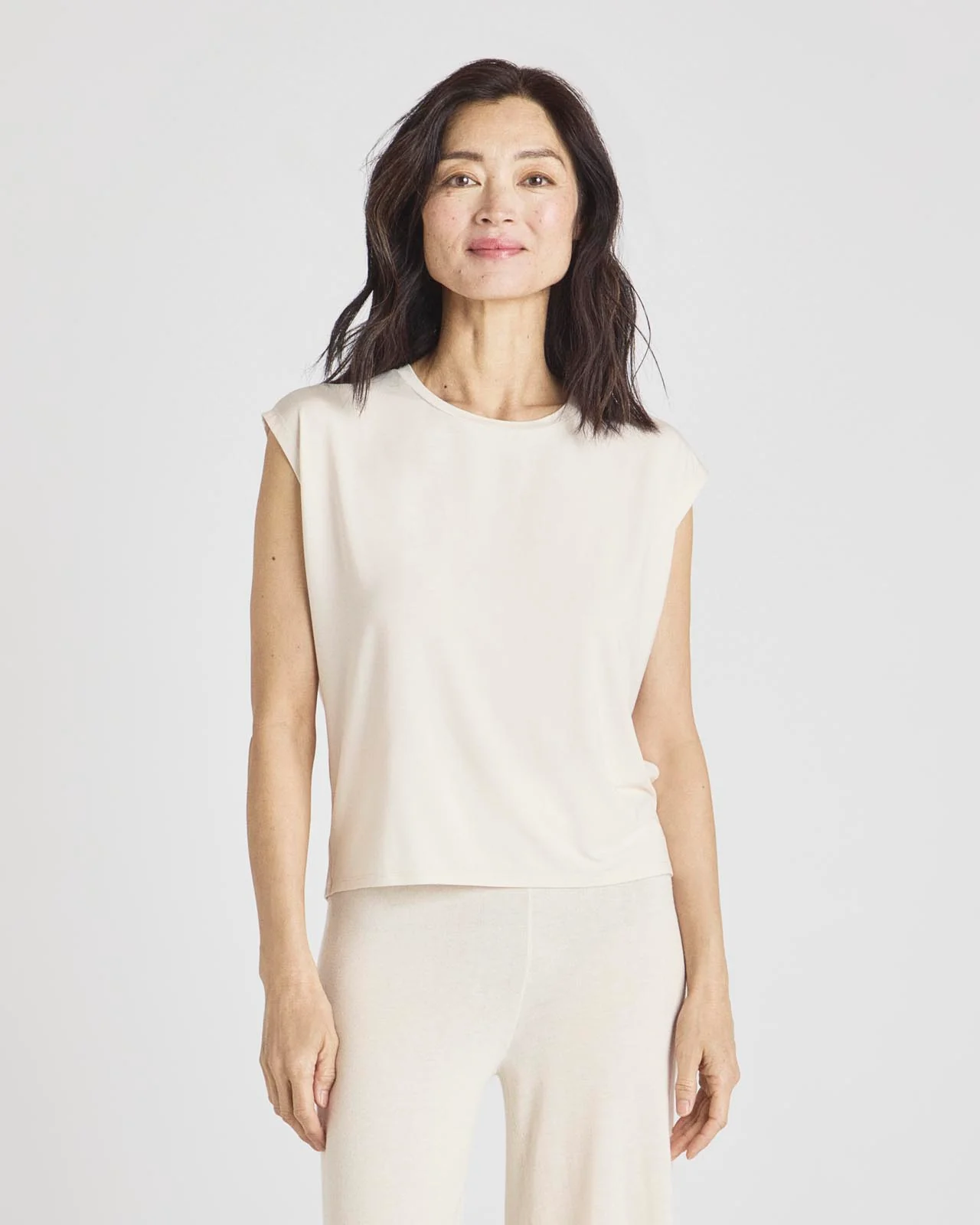 16815-24-7-lyr-muscle-tank-17.webp 24/7 LYR Muscle Tank