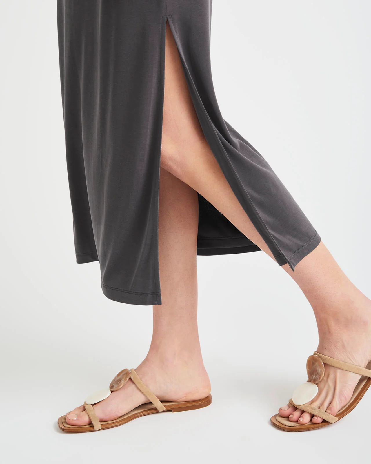 17634-arlo-sandwash-jersey-twist-midi-dress-9.webp Arlo Sandwash Jersey Twist Midi Dress
