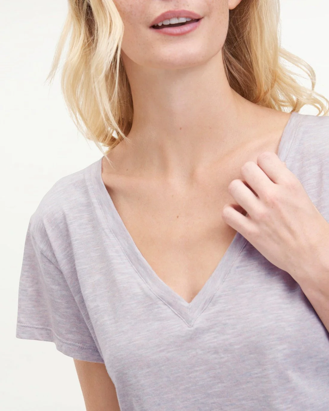 Botanical Dyed V-Neck Short Sleeve Tee