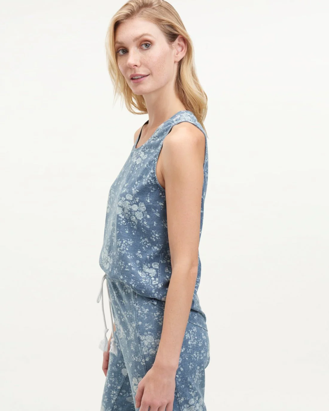 18390-botanical-floral-tank-3.webp Botanical Floral Tank