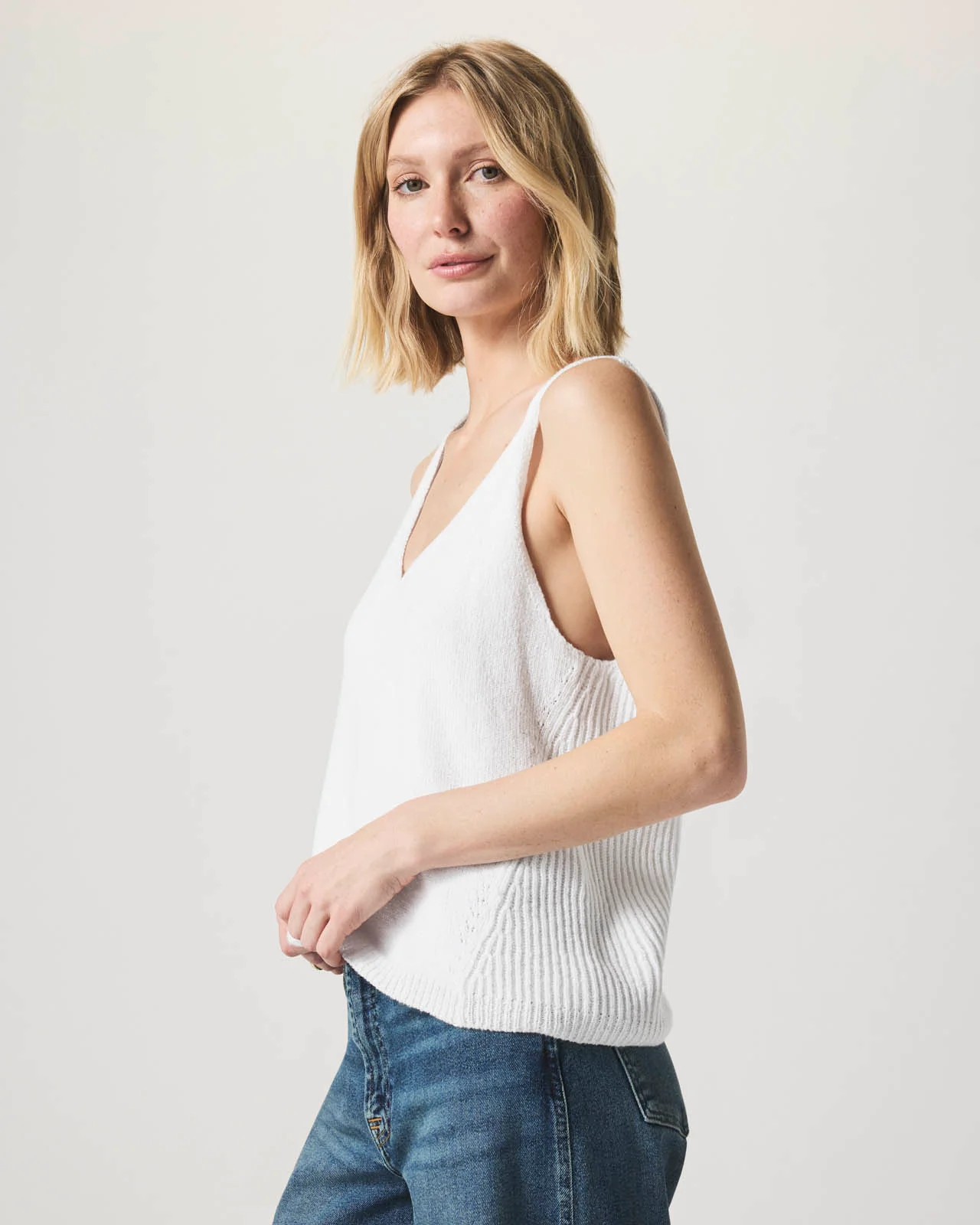18892-cambell-sweater-tank-11.webp Cambell Sweater Tank