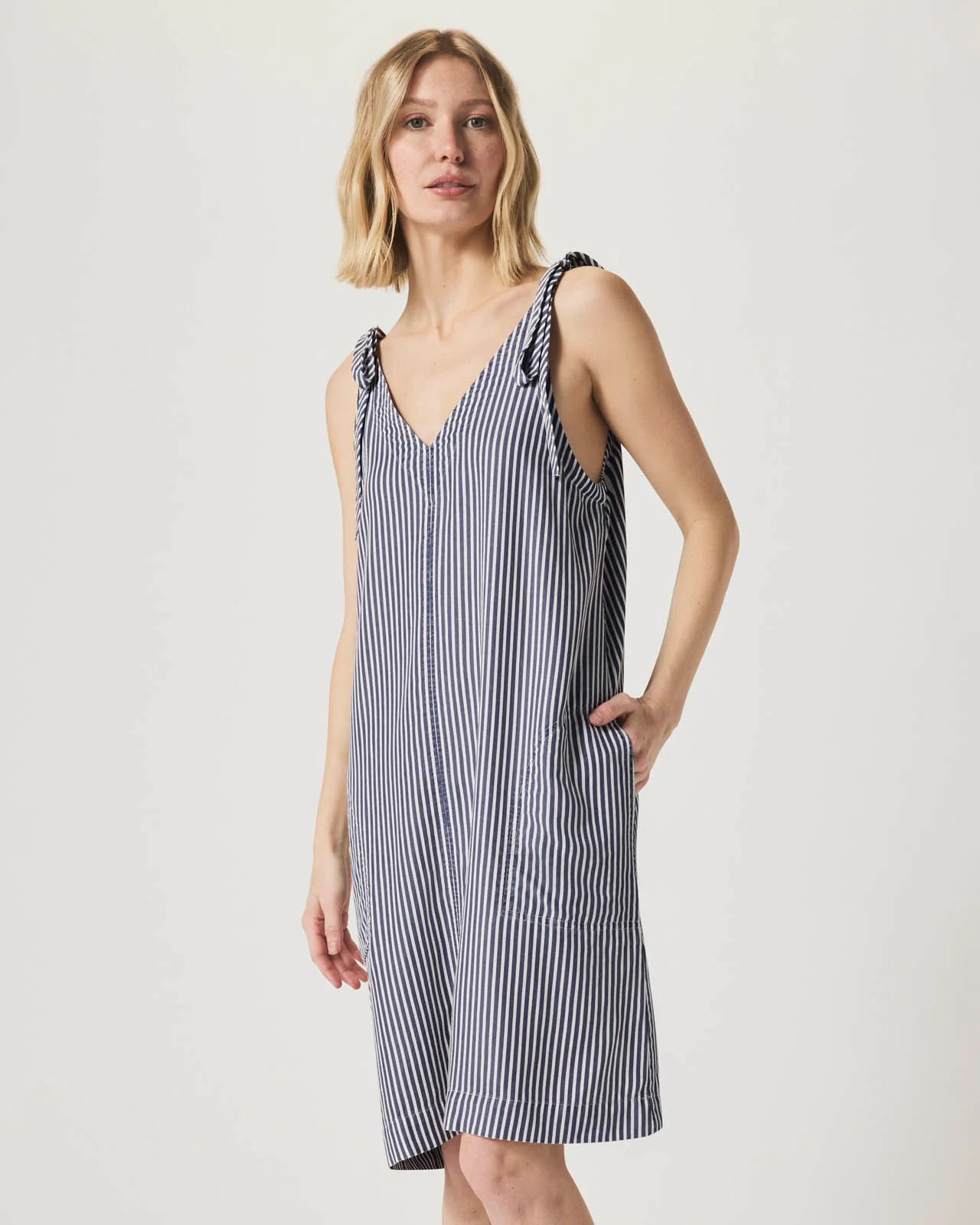 19162-carrie-stripe-dress-6.webp Carrie Stripe Dress
