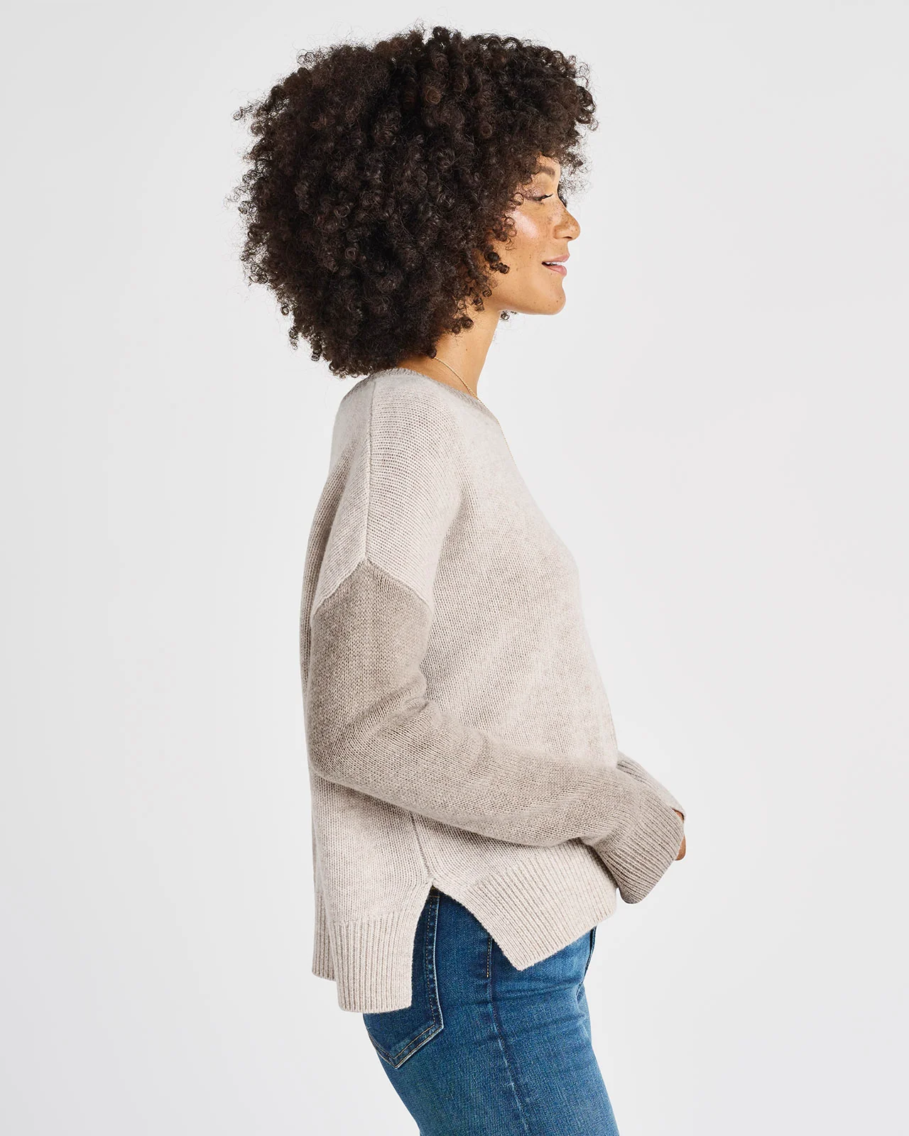 19190-cashblend-amy-colorblock-sweater-16.webp Cashblend Amy Colorblock Sweater