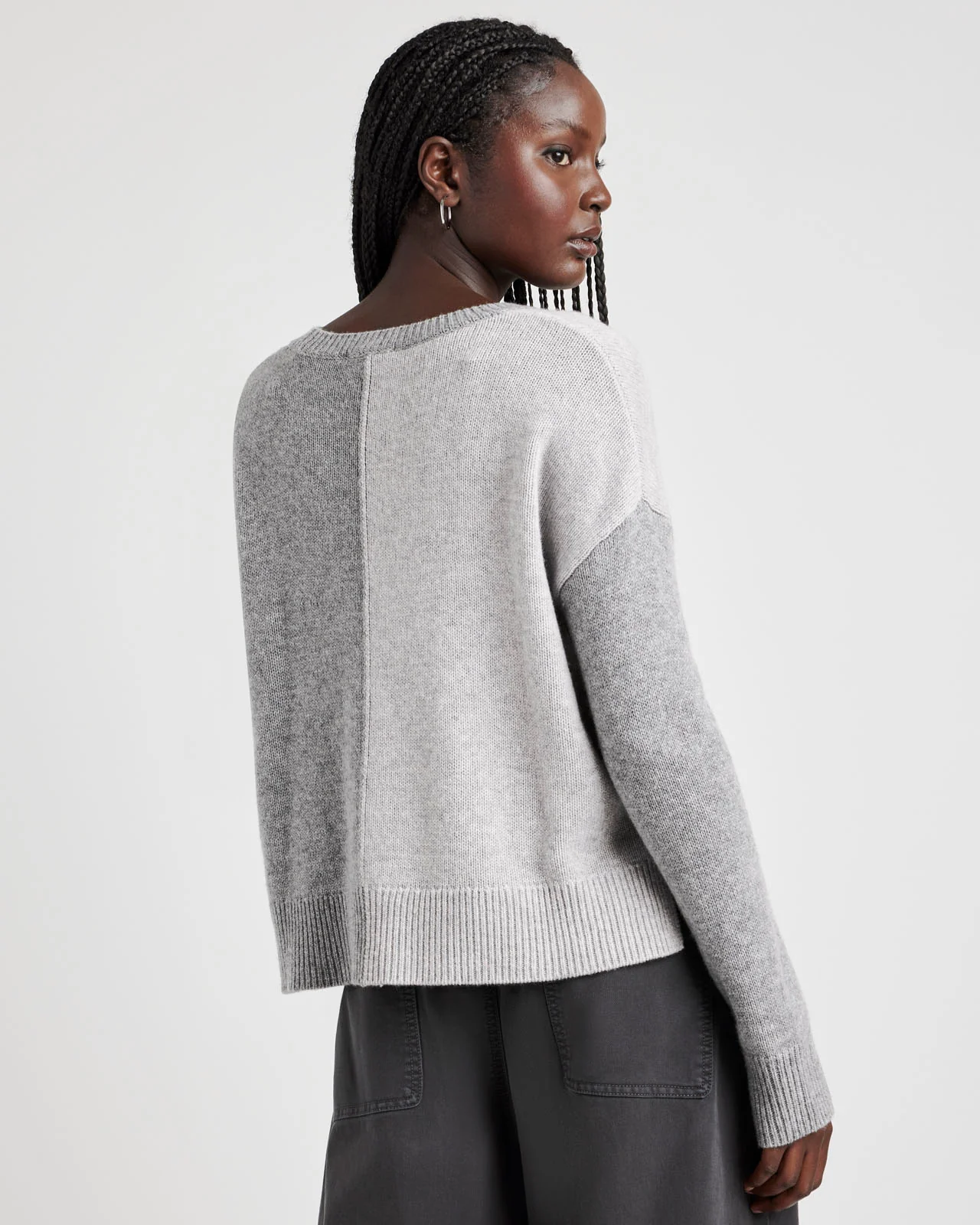 19190-cashblend-amy-colorblock-sweater-6.webp Cashblend Amy Colorblock Sweater