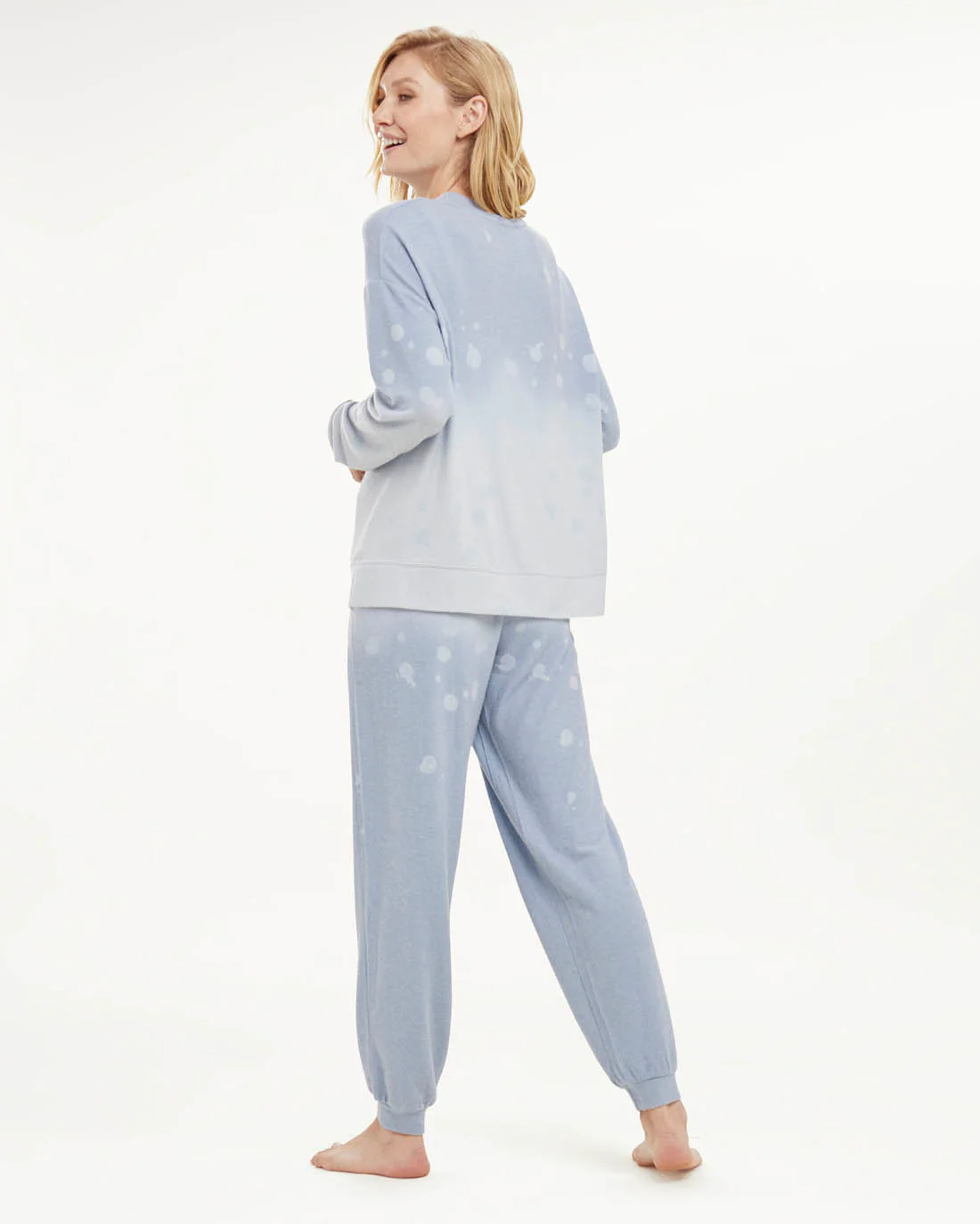 20566-elora-long-sleeve-jogger-set-in-blue-heartmelt-3.webp Elora Long Sleeve Jogger Set in Blue Heartmelt
