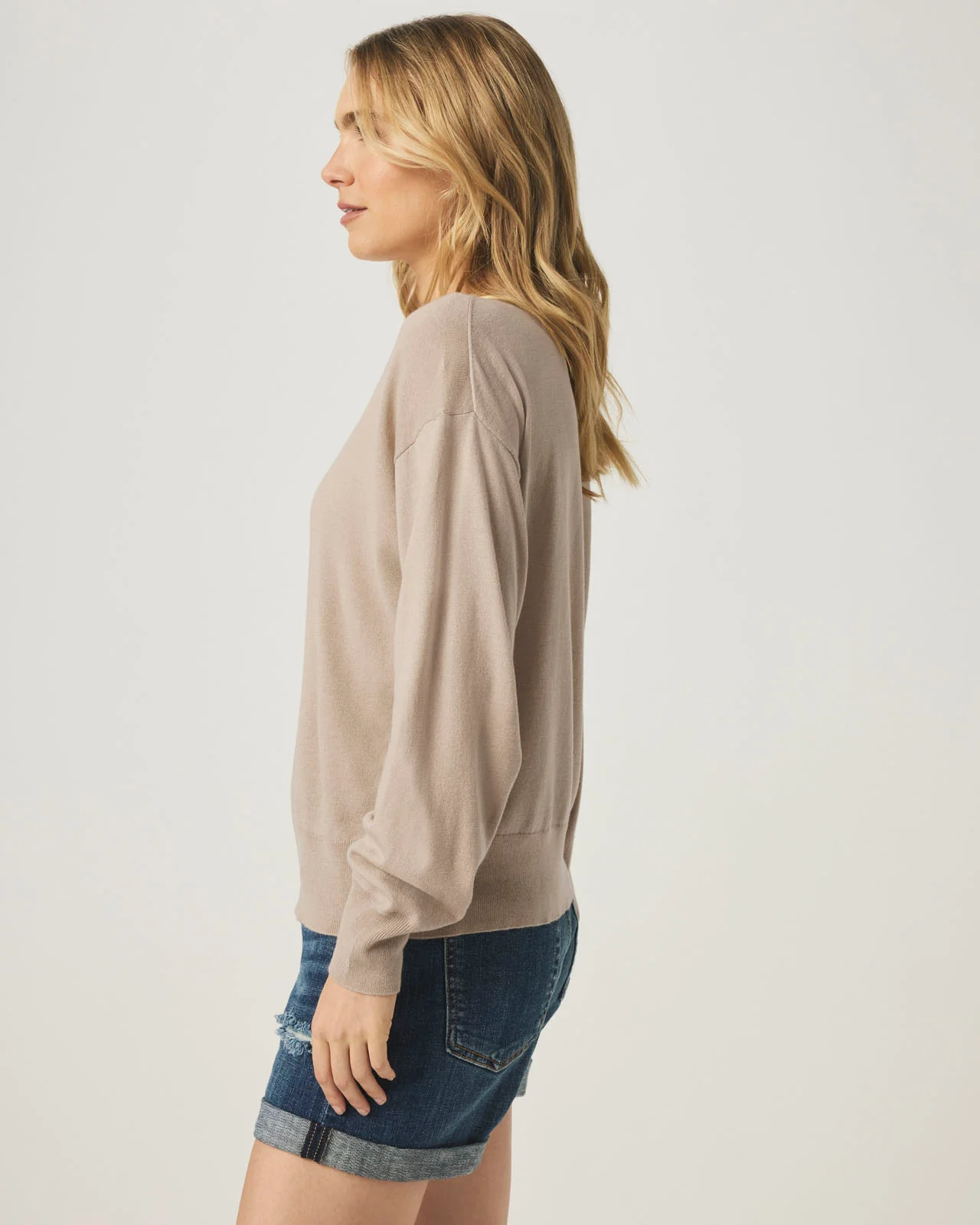21163-finn-sweater-7.webp Finn Sweater