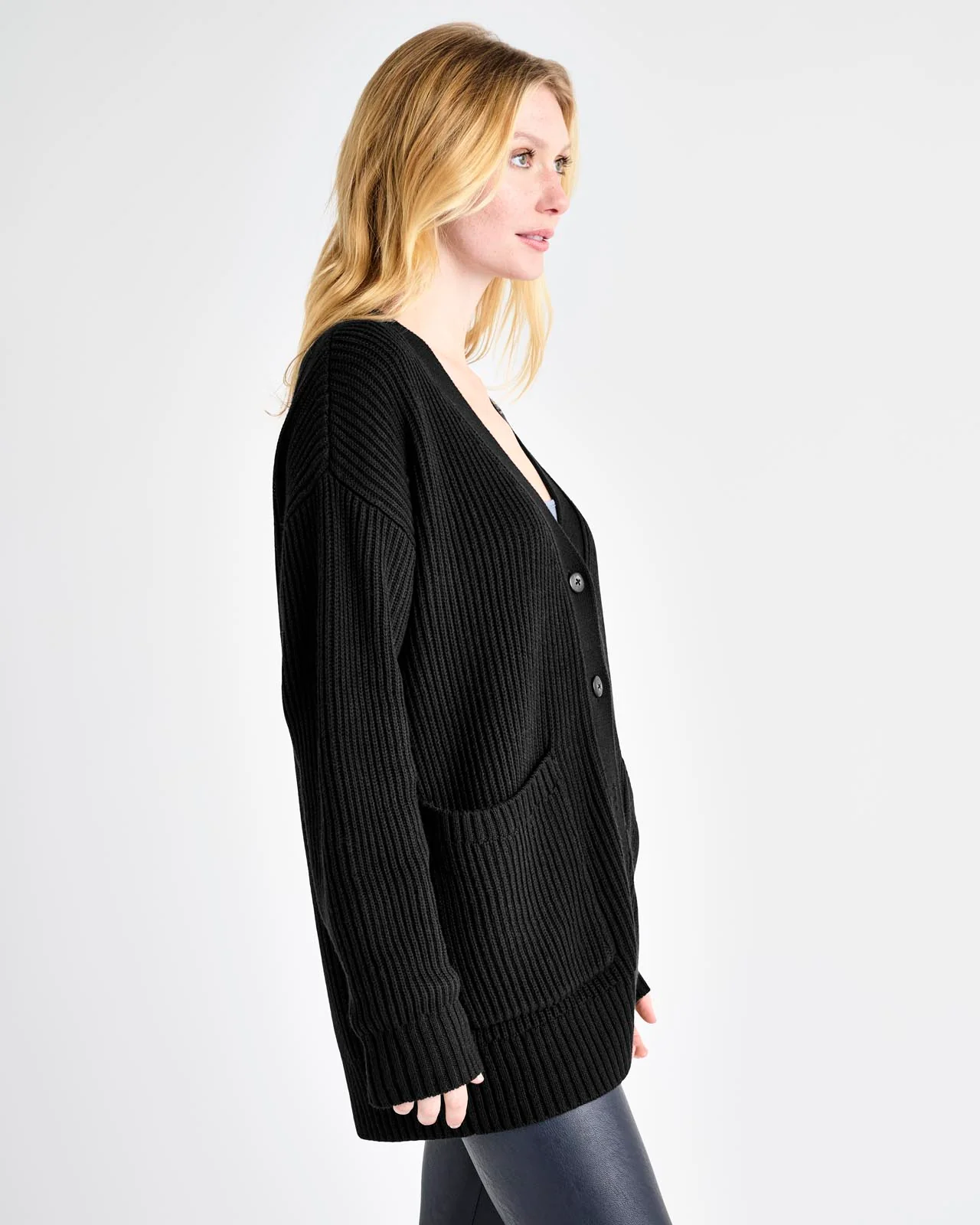 22024-gigi-cardigan-4.webp Gigi Cardigan