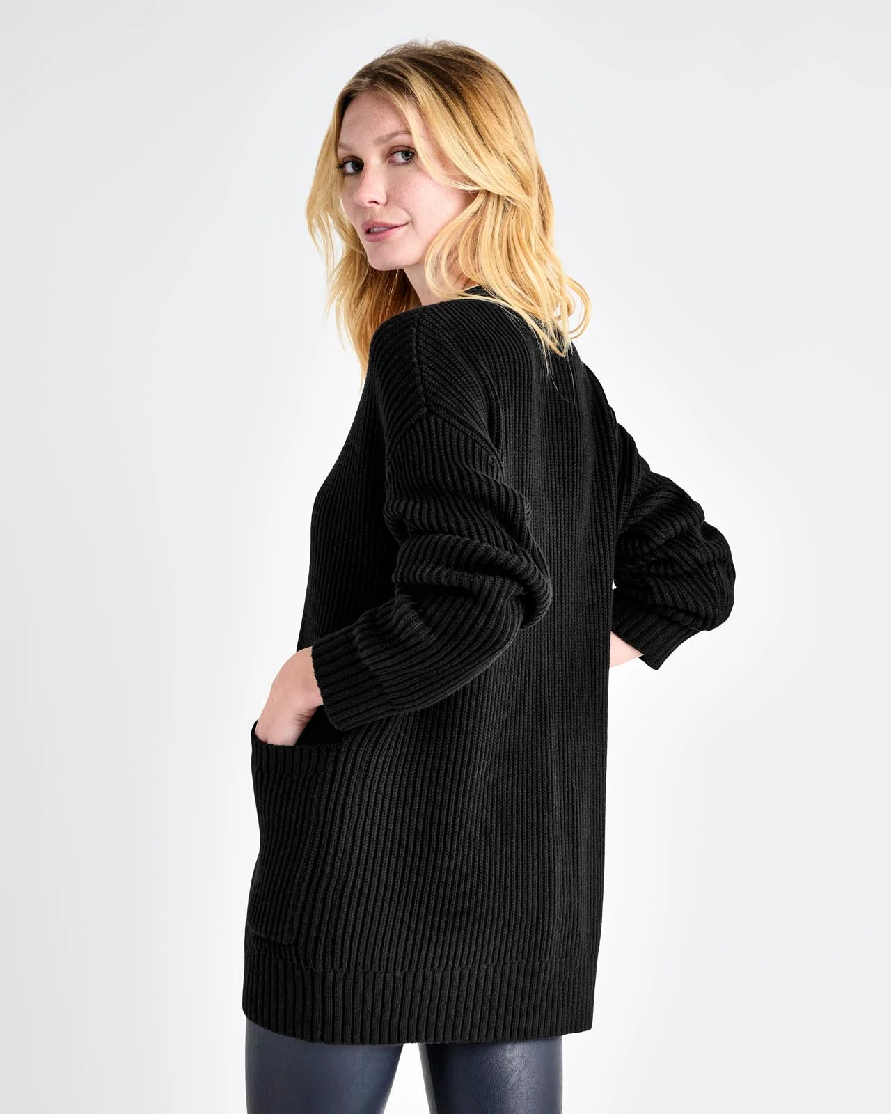 22024-gigi-cardigan-5.webp Gigi Cardigan