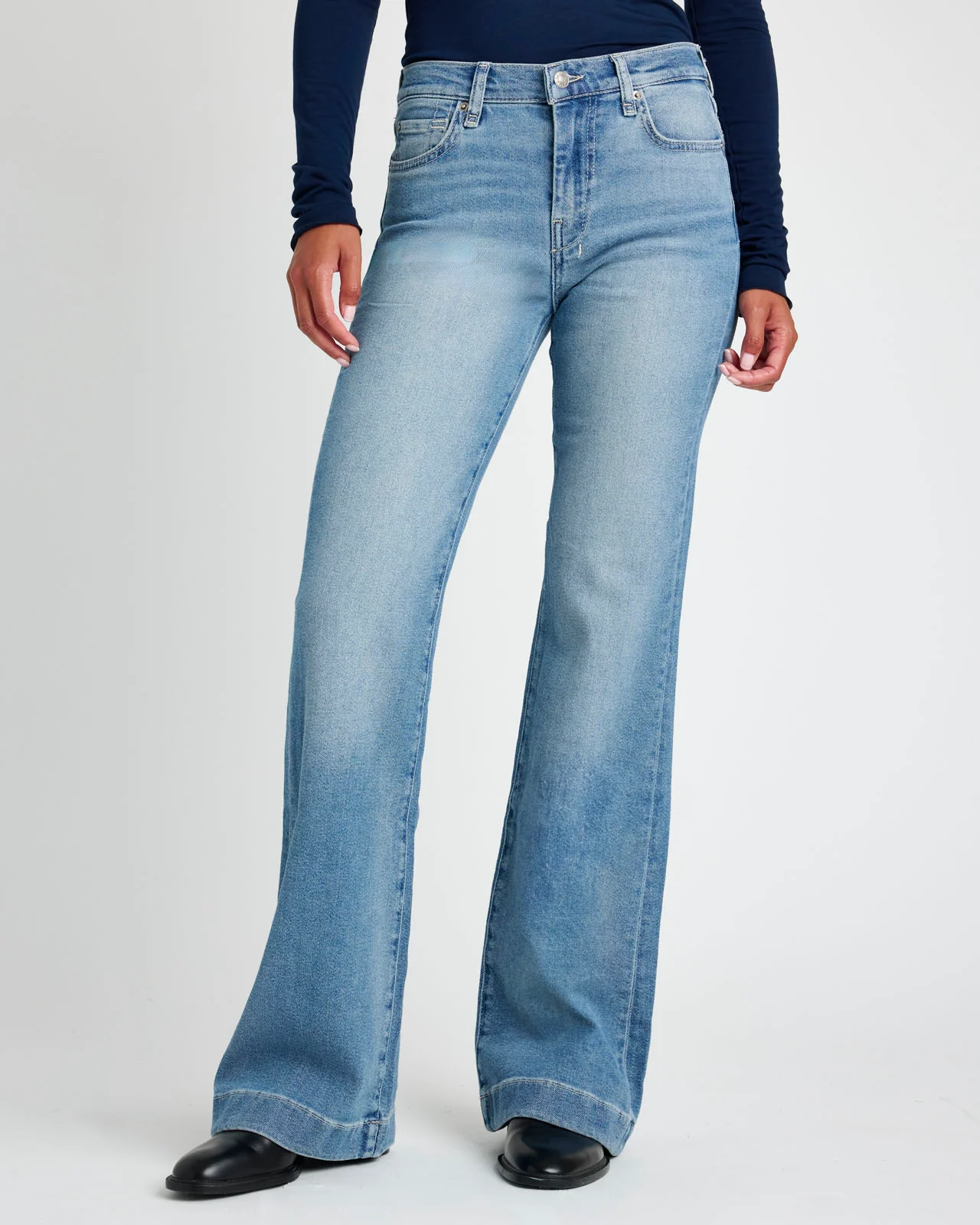 2213-dark-wash-trouser-jean-1.webp Dark Wash Trouser Jean