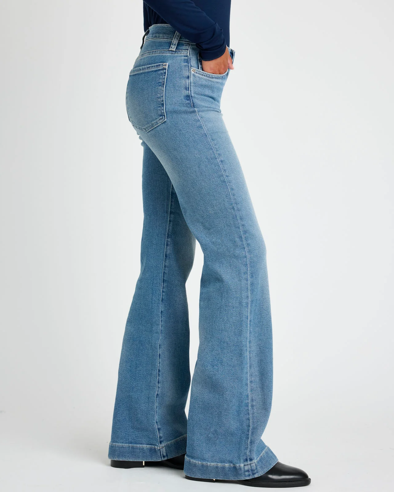 2213-dark-wash-trouser-jean-4.webp Dark Wash Trouser Jean
