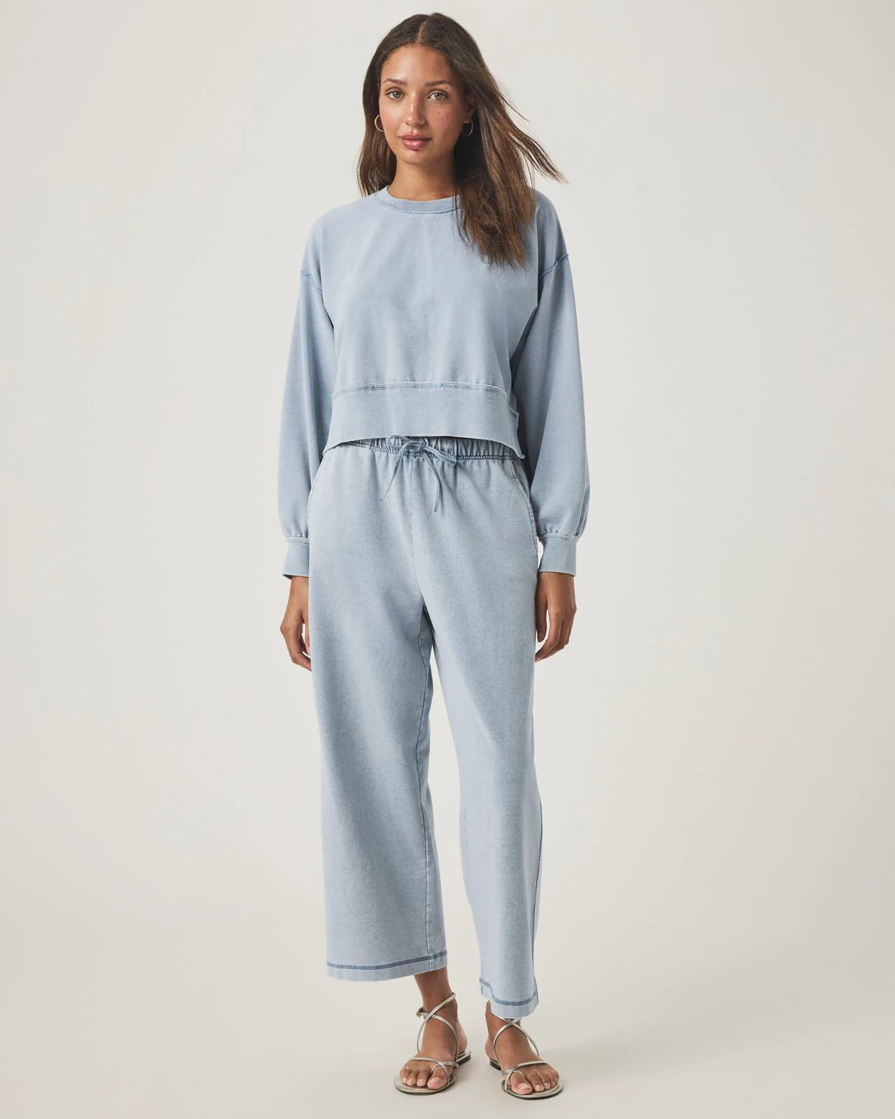 22264-hayden-terry-pullover-sweatshirt-5.webp Hayden Terry Pullover Sweatshirt