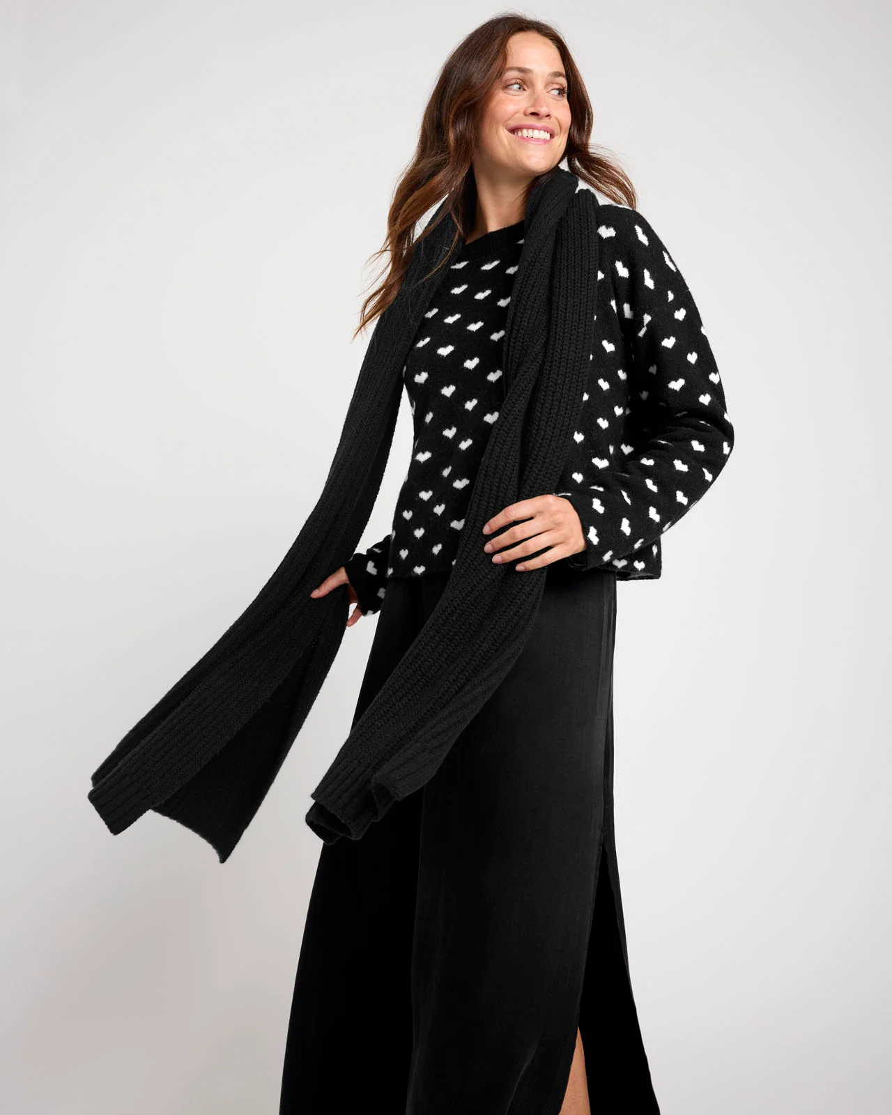 22942-julianna-scarf-10.webp Julianna Scarf