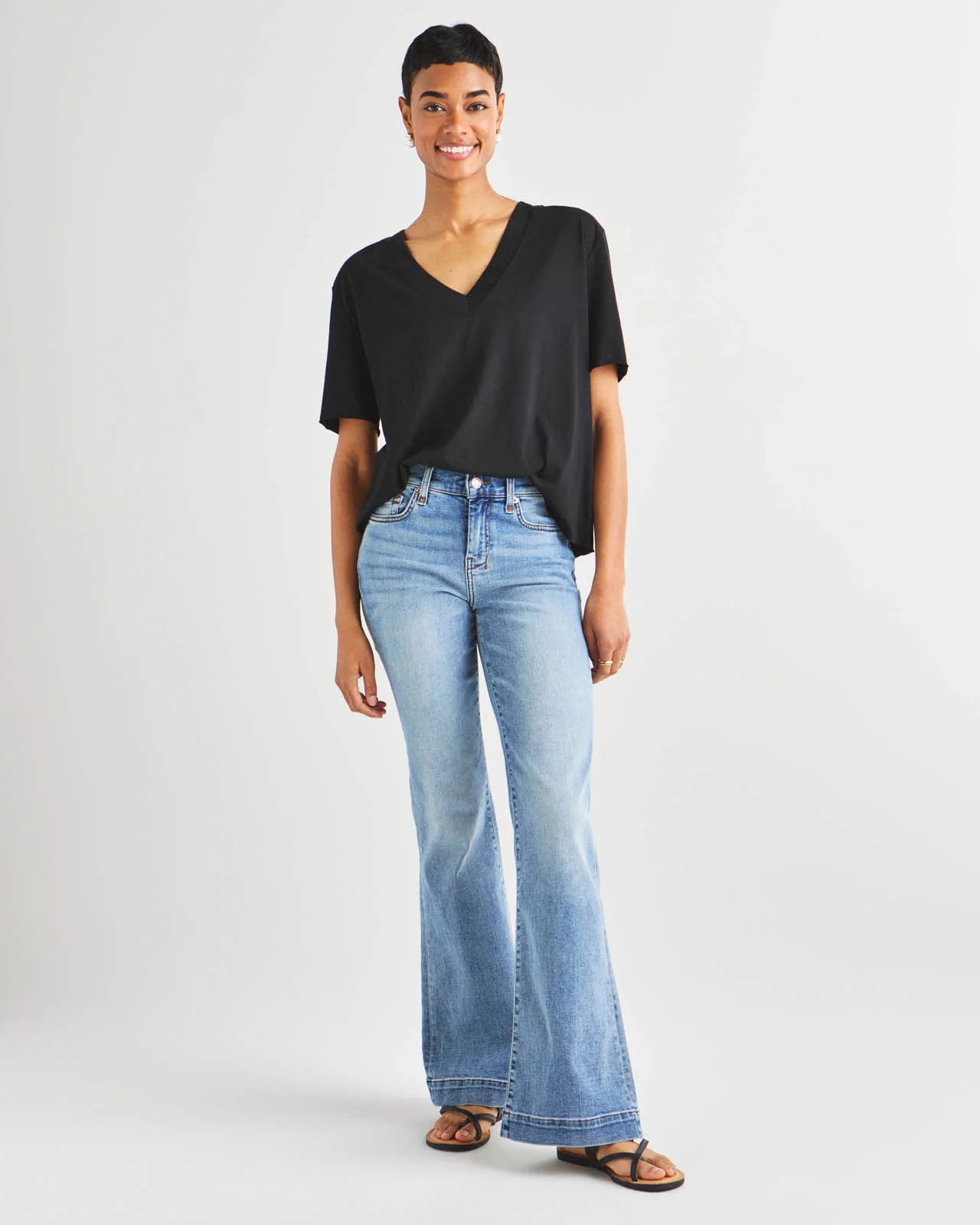 22972-kacey-v-neck-tee-19.webp Kacey V-Neck Tee