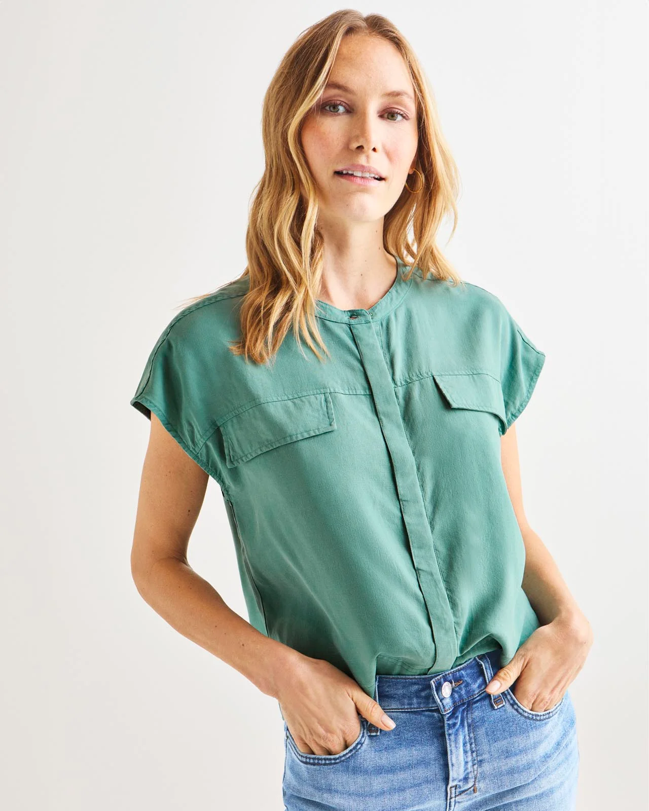 23030-kamryn-top-6.webp Kamryn Top