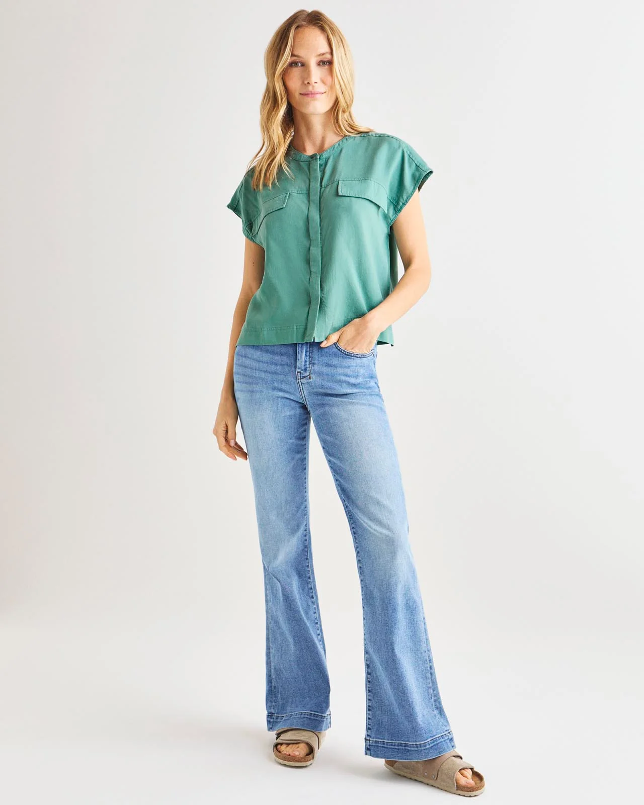 23030-kamryn-top-7.webp Kamryn Top