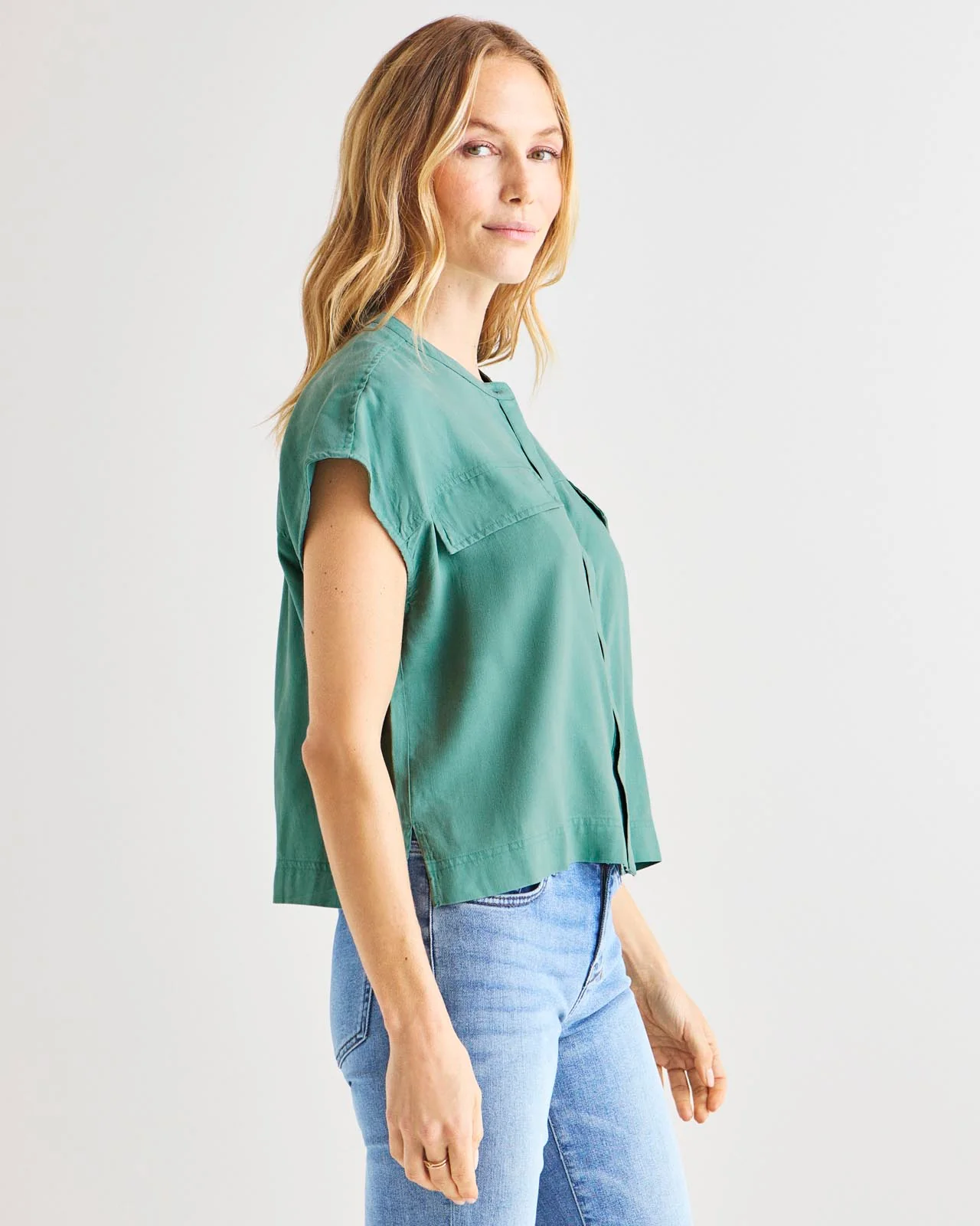 23030-kamryn-top-8.webp Kamryn Top