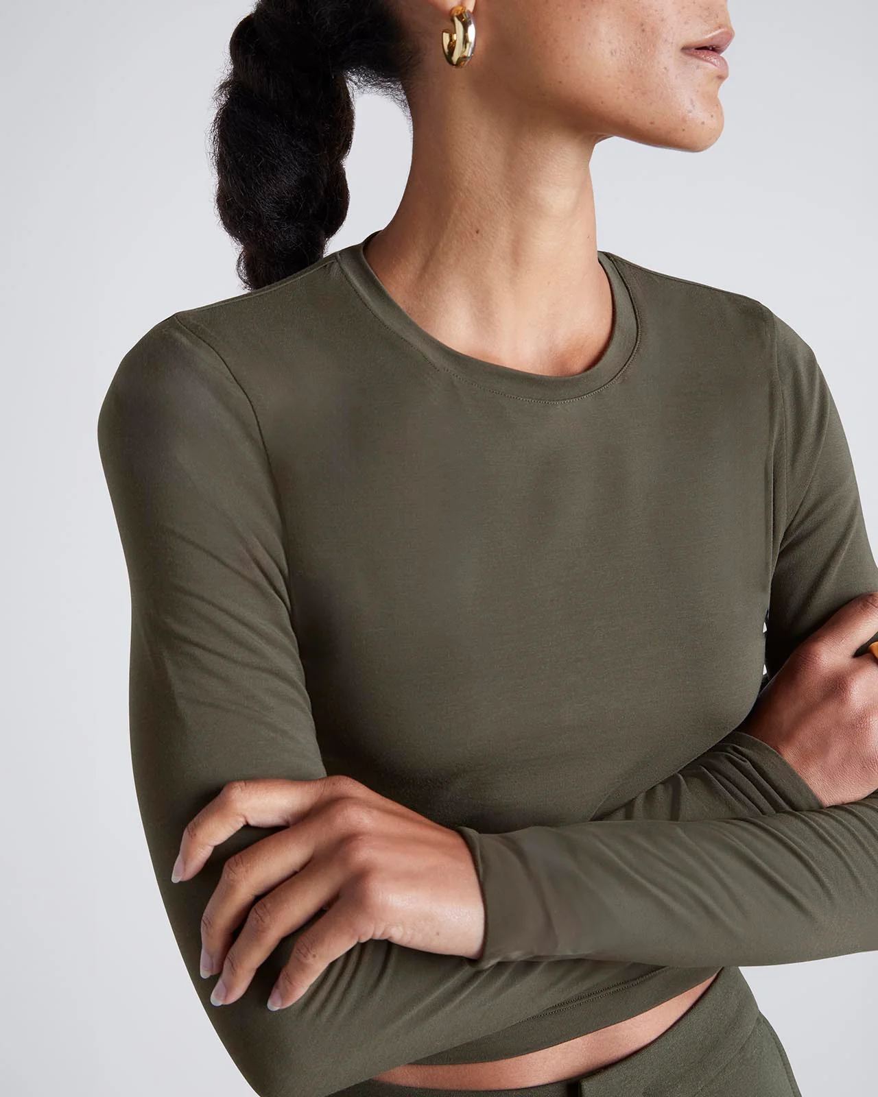 23122-kate-young-x-splendid-silk-modal-long-sleeve-tee-3.webp Kate Young x Splendid Silk-Modal Long Sleeve Tee