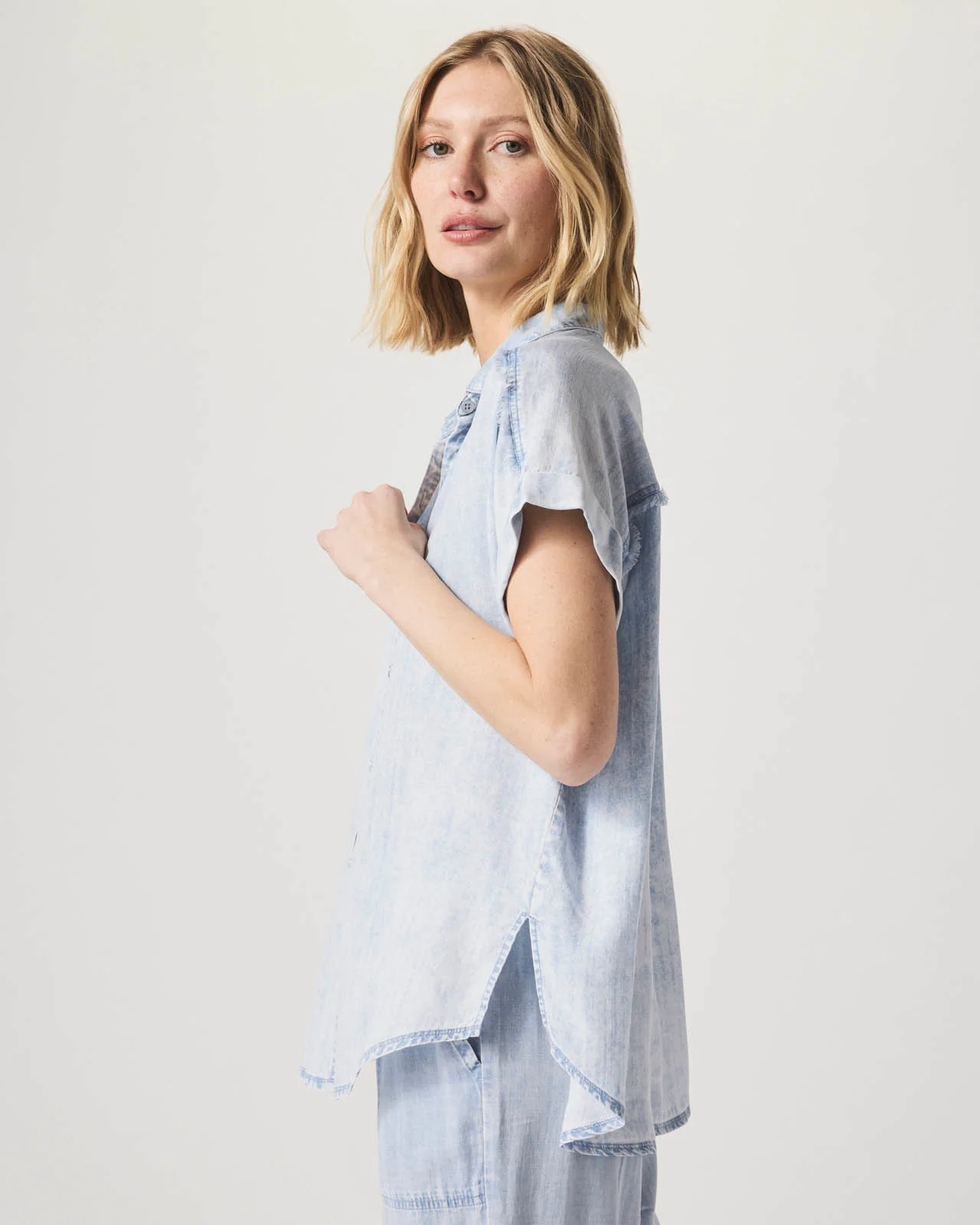 23212-kathryn-chambray-short-sleeve-shirt-10.webp Kathryn Chambray Short Sleeve Shirt