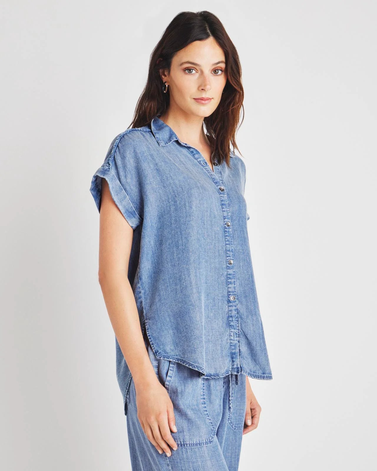 23212-kathryn-chambray-short-sleeve-shirt-5.webp Kathryn Chambray Short Sleeve Shirt