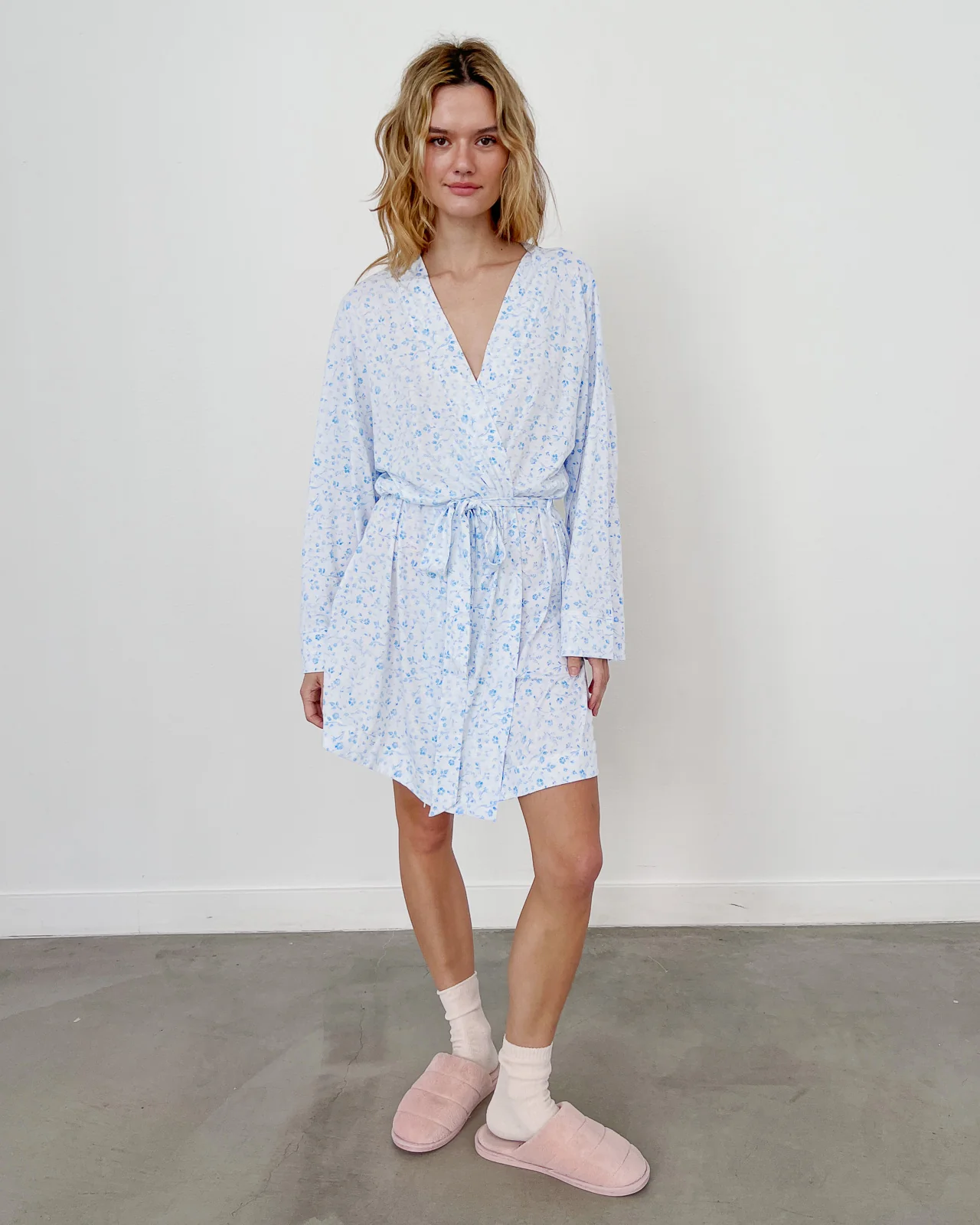 23727-light-blue-floral-aurora-robe-3.webp Light Blue Floral Aurora Robe