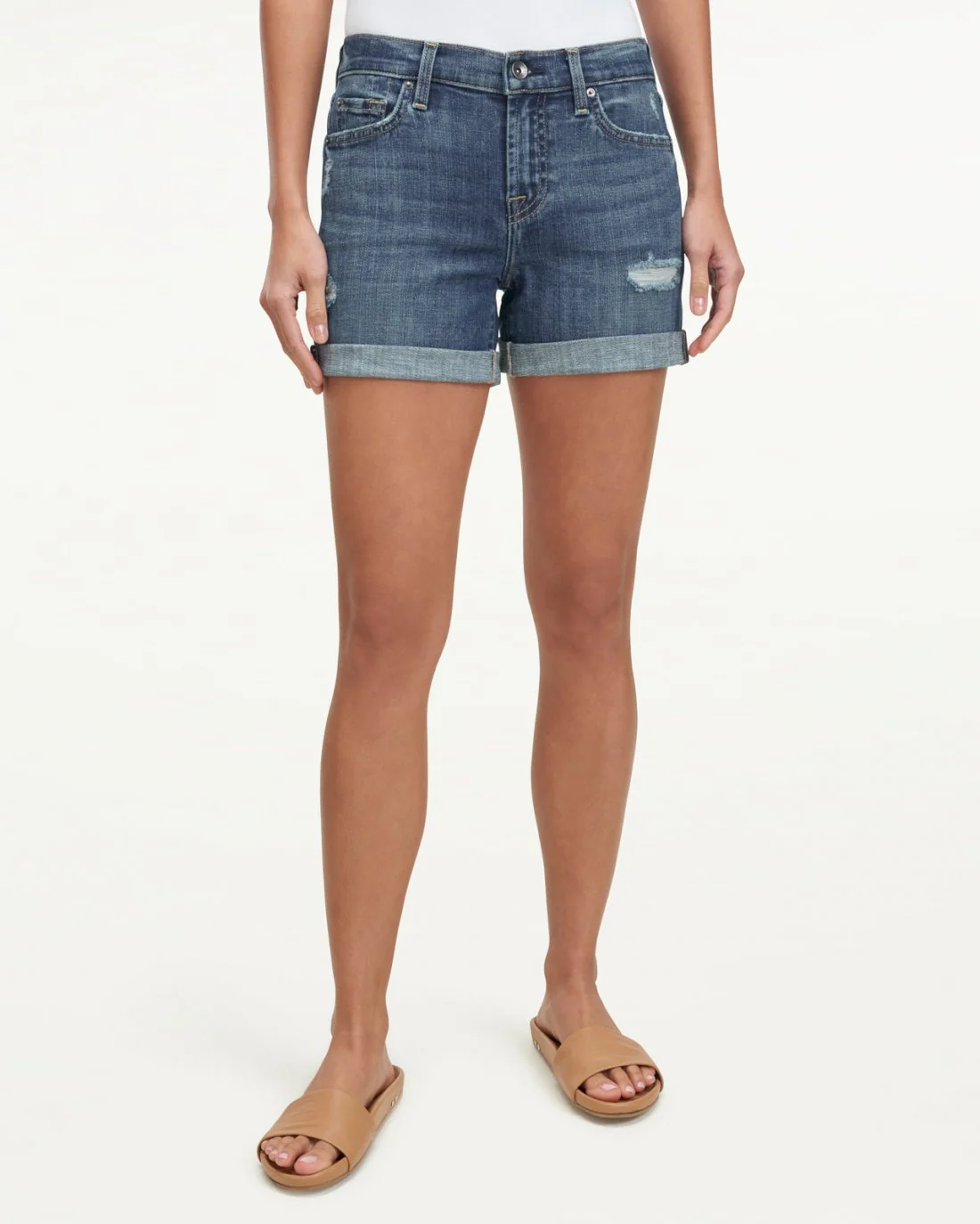 2375-mid-rise-relaxed-cuff-short-5.webp Mid-Rise Relaxed Cuff Short