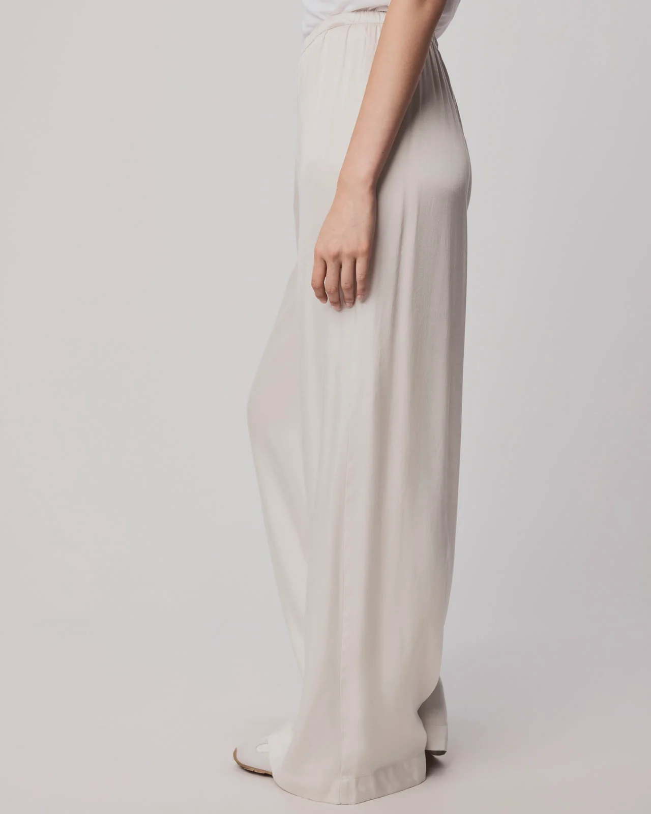 2525-serena-satin-pant-13.webp Serena Satin Pant