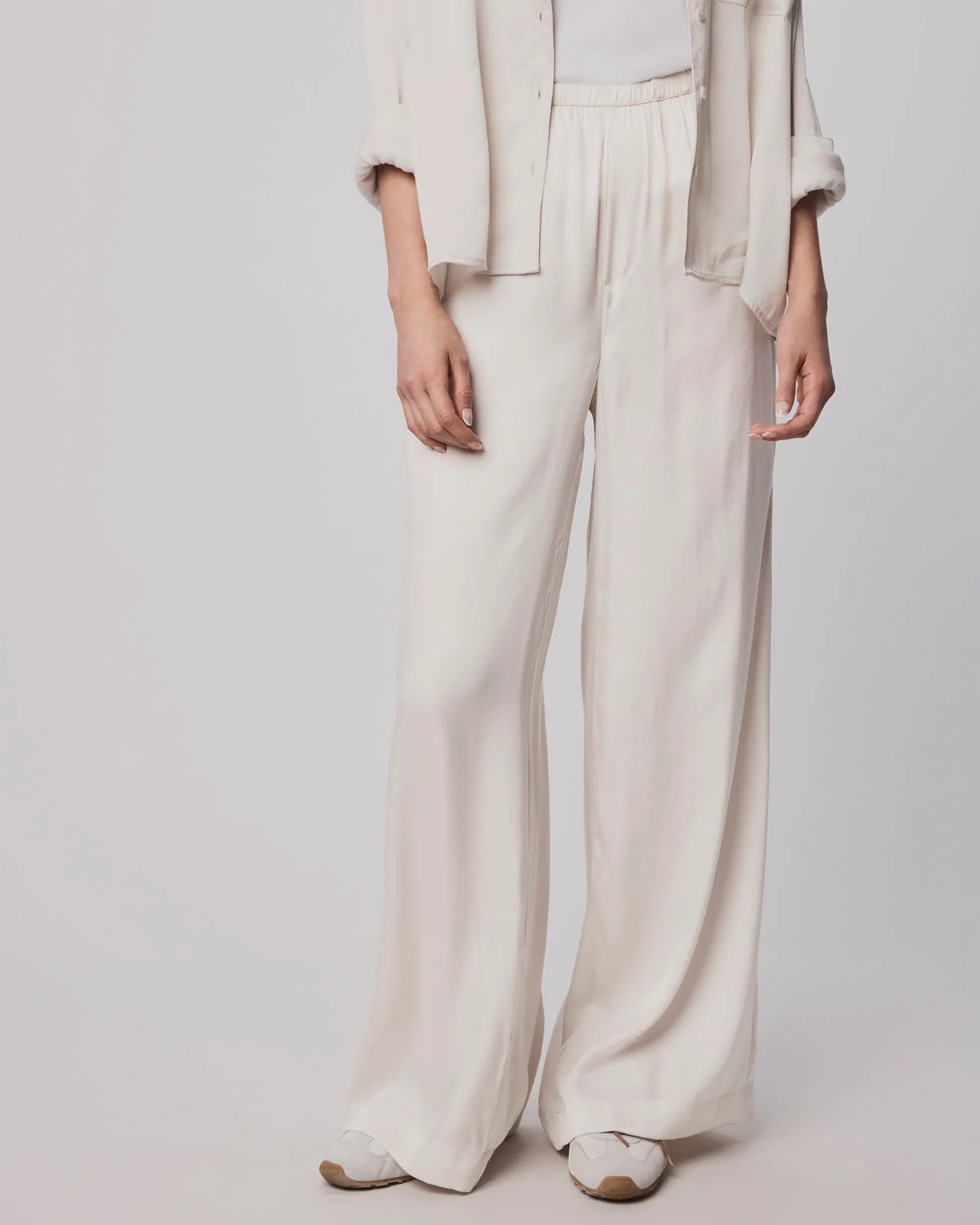 2525-serena-satin-pant-3.webp Serena Satin Pant