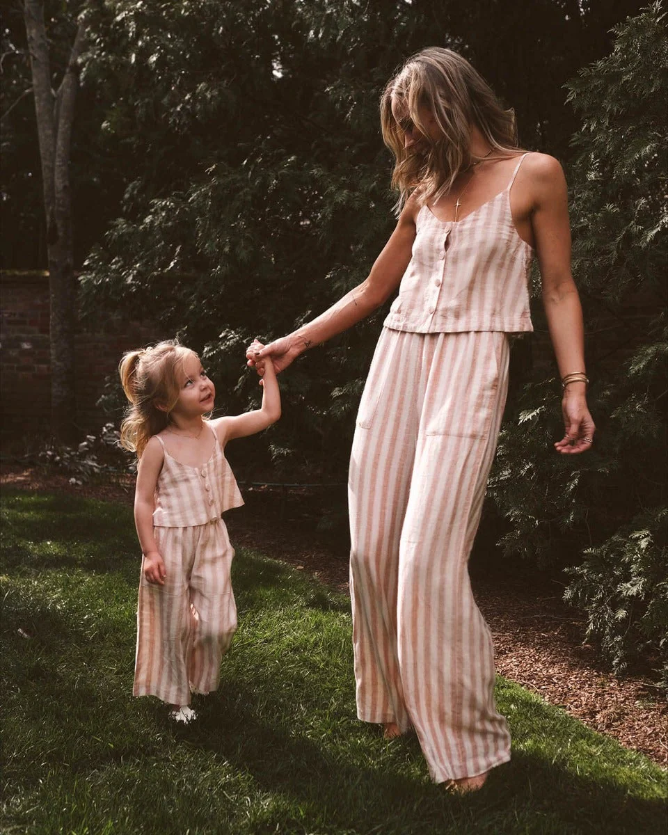 3602-toddler-mary-lawless-lee-x-splendid-cami-tank-3.webp Toddler Mary Lawless Lee x Splendid Cami Tank