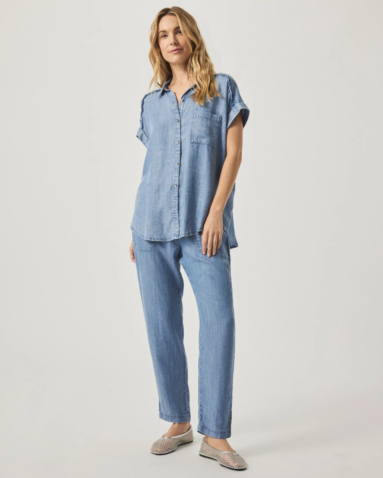 4430-short-sleeve-paige-indigo-shirt-3.webp Short Sleeve Paige Indigo Shirt