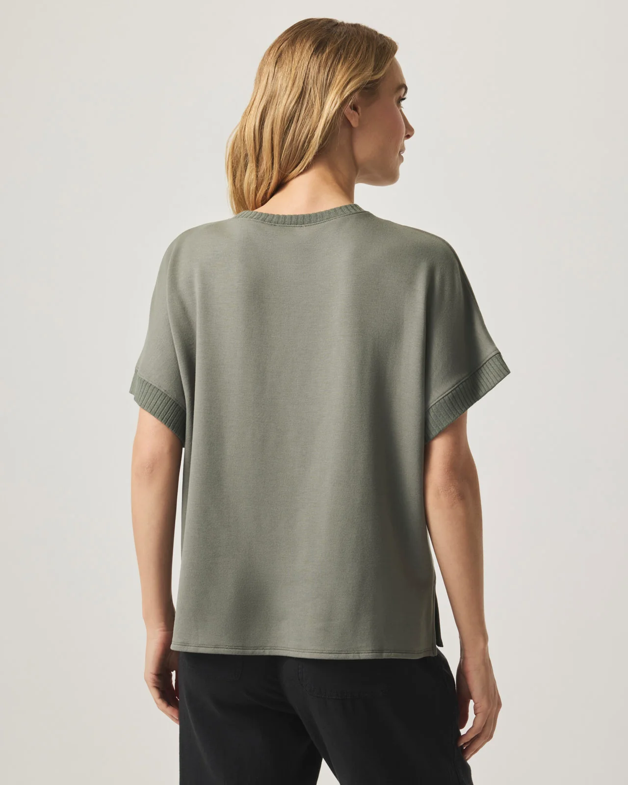 4634-supersoft-short-sleeve-sweatshirt-9.webp Supersoft Short Sleeve Sweatshirt