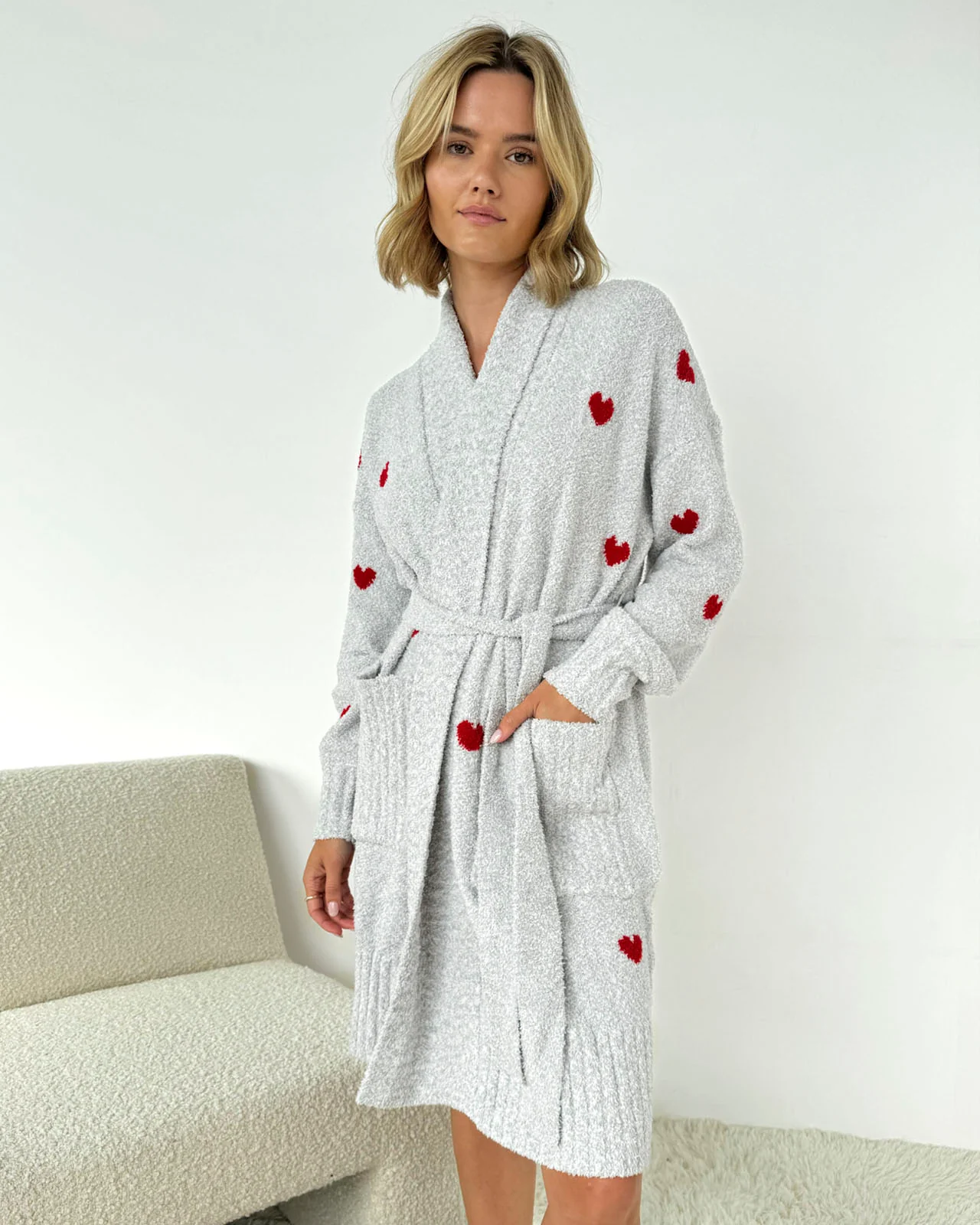 4723-pomona-fuzzy-yarn-hearts-robe-9.webp Pomona Fuzzy Yarn Hearts Robe
