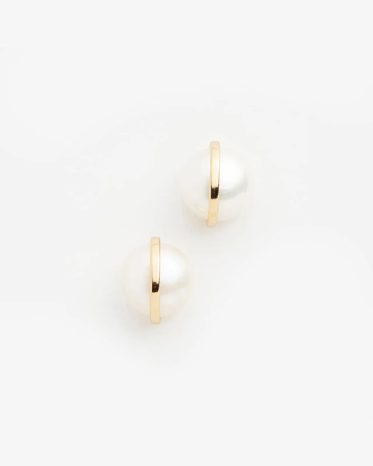 4742-shashi-essential-stud-earring-1.webp Shashi Essential Stud Earring