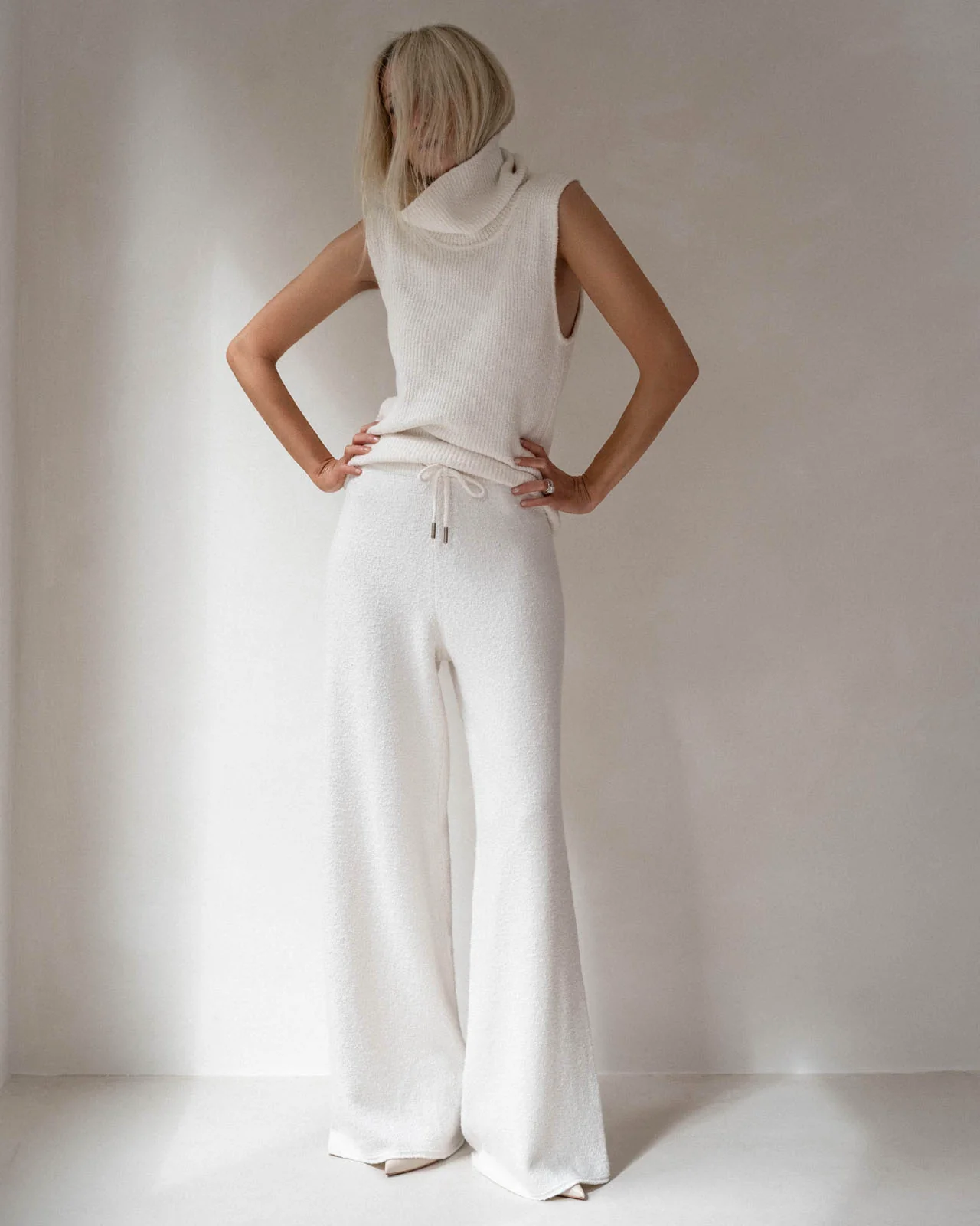 Splendid x @Cellajaneblog Turtleneck Tank Sweater