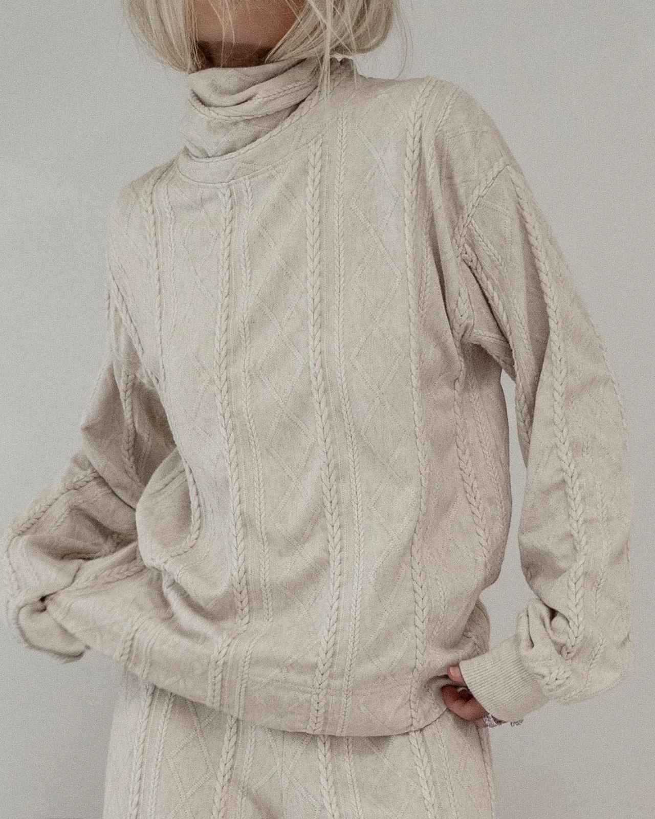 Cable Lounge Turtleneck Top