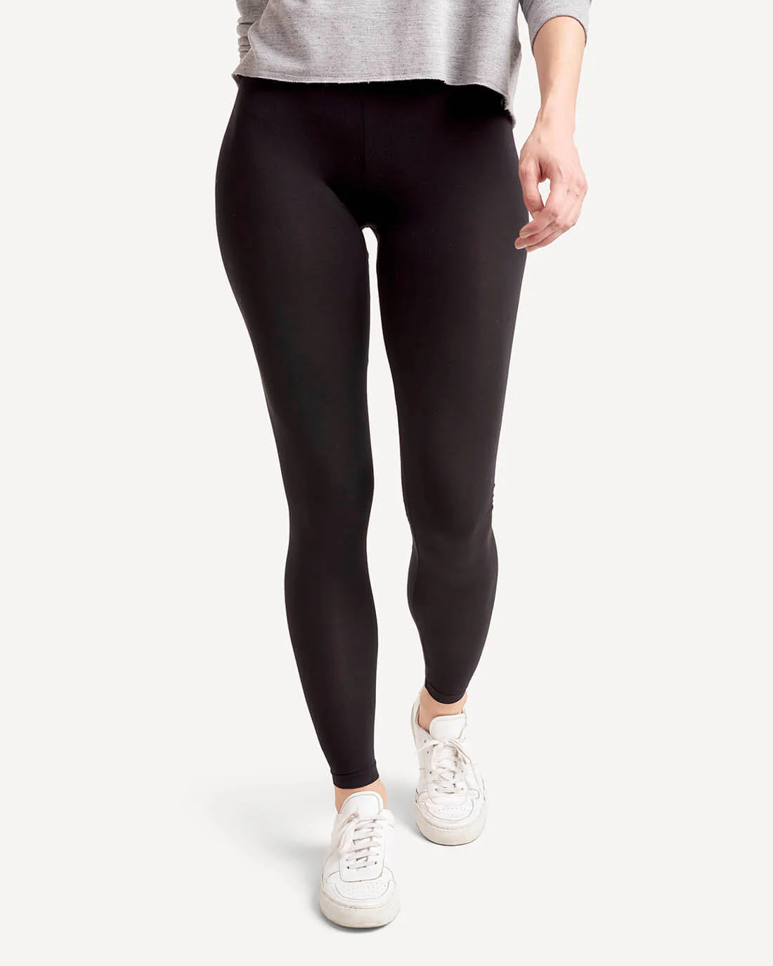 5455-essential-legging-1.webp Essential Legging