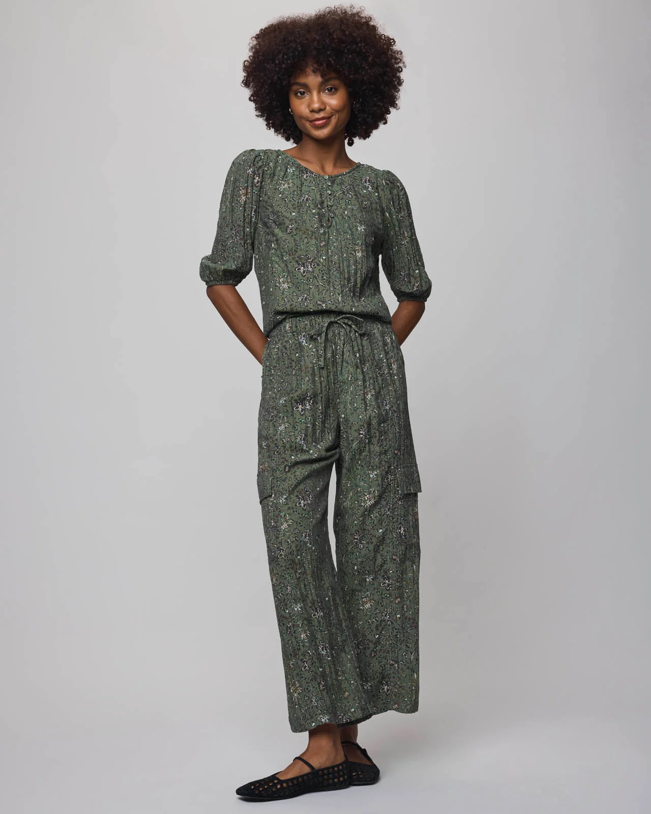 5867-versailles-floral-pant-2.webp Versailles Floral Pant