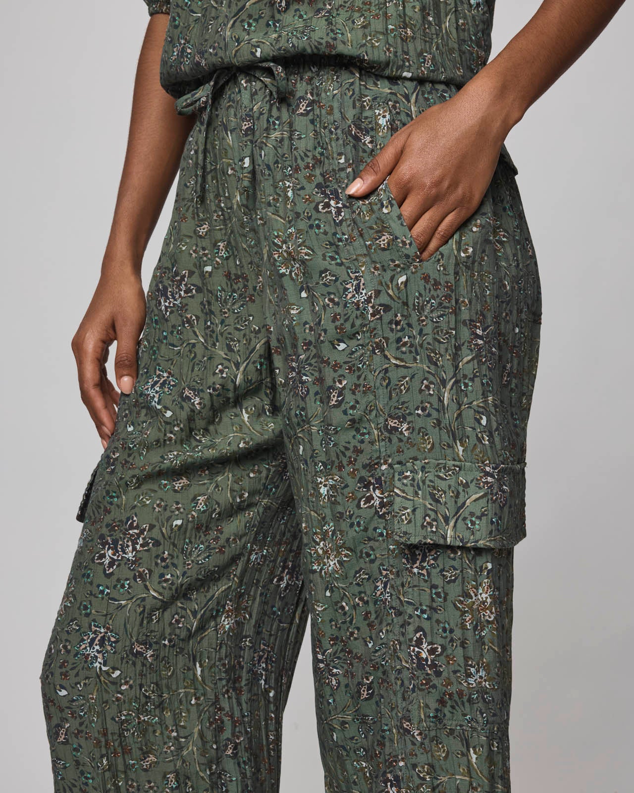 5867-versailles-floral-pant-4.jpg Versailles Floral Pant