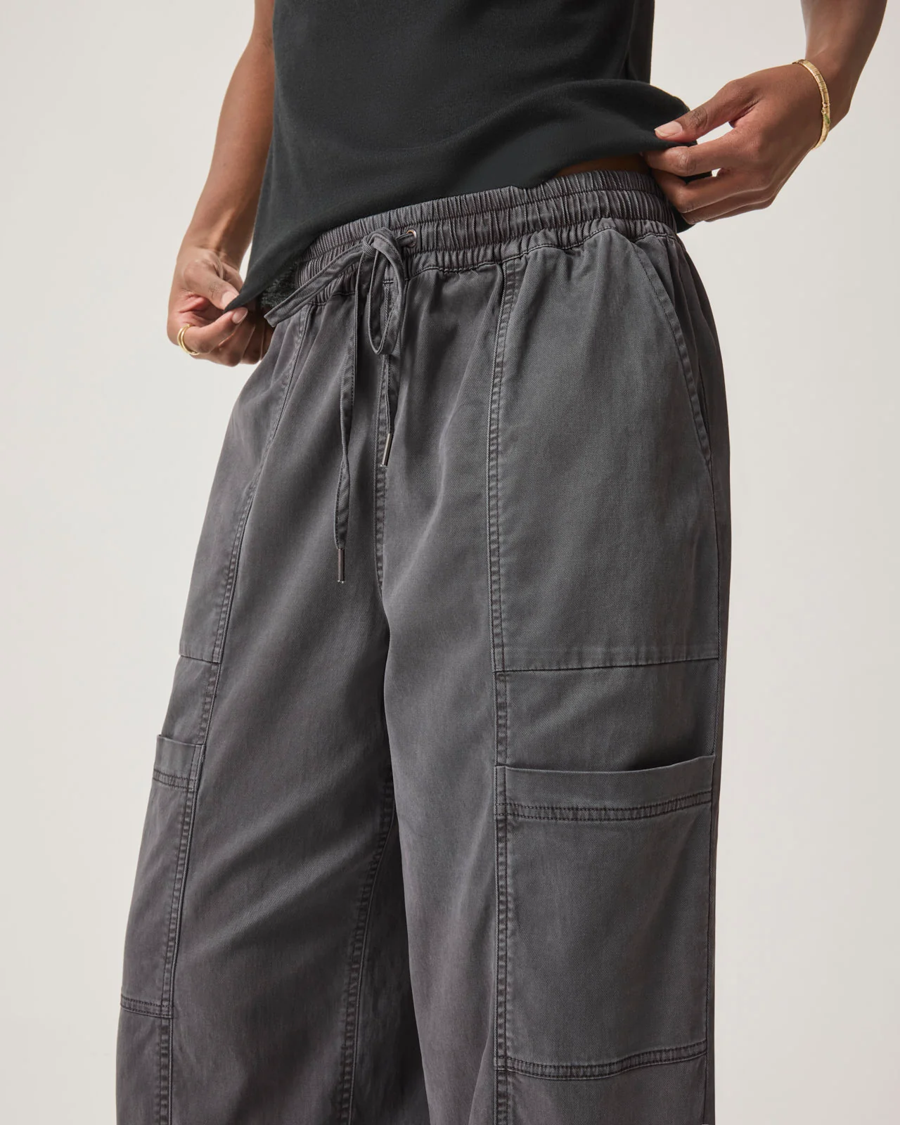 6210-destiny-jogger-4.webp Destiny Jogger
