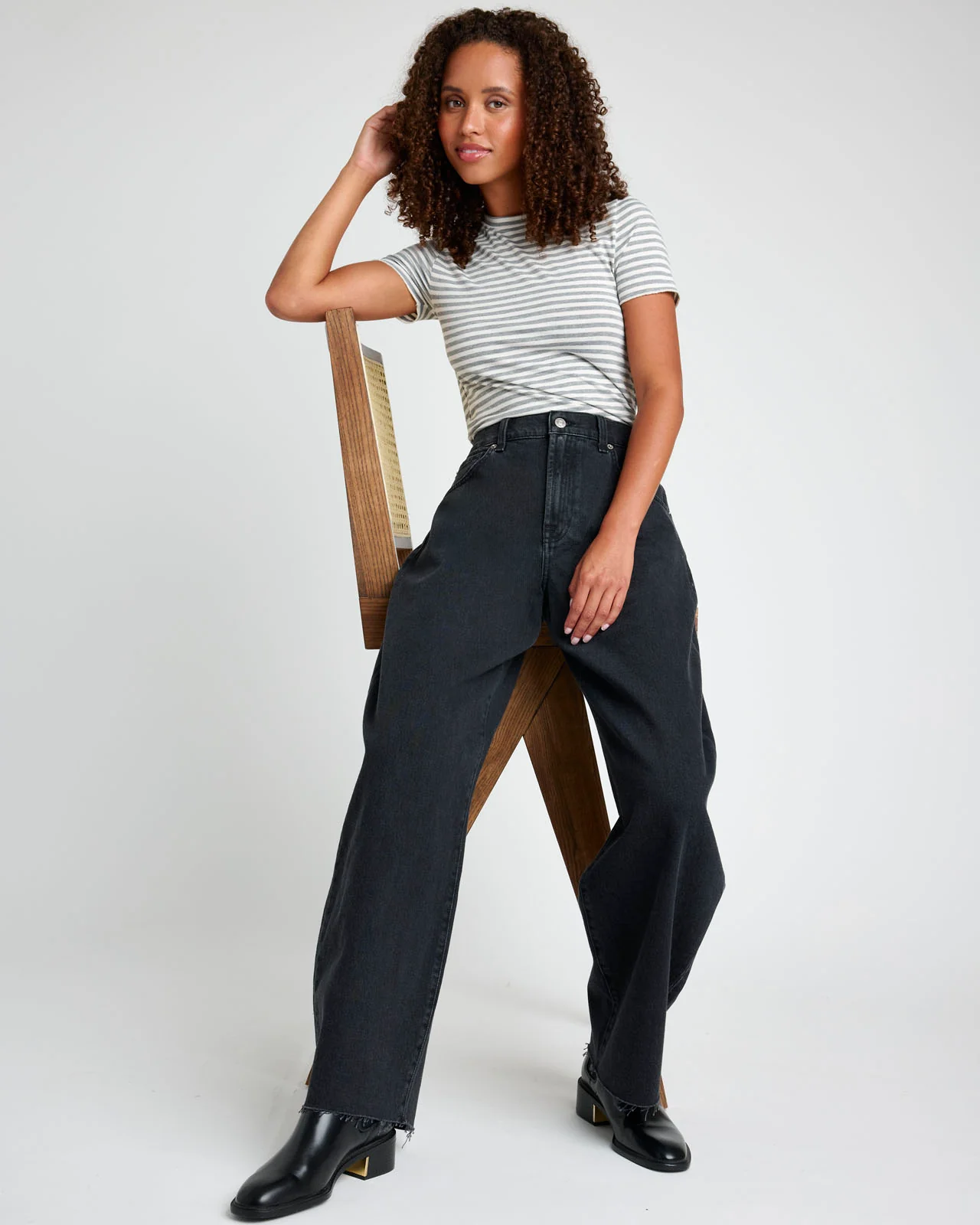 6727-carson-barrel-leg-jean-in-black-rinse-3.webp Carson Barrel Leg Jean in Black Rinse