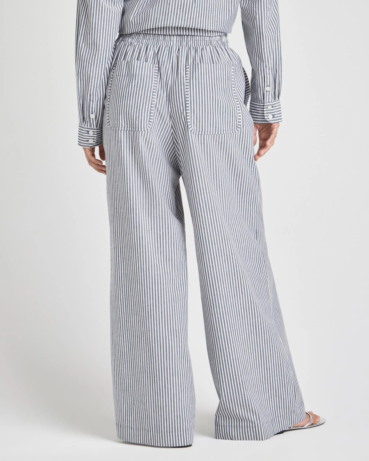 7400-splendid-x-cellajaneblog-poplin-wide-leg-pant-12.webp Splendid x @Cellajaneblog Poplin Wide Leg Pant