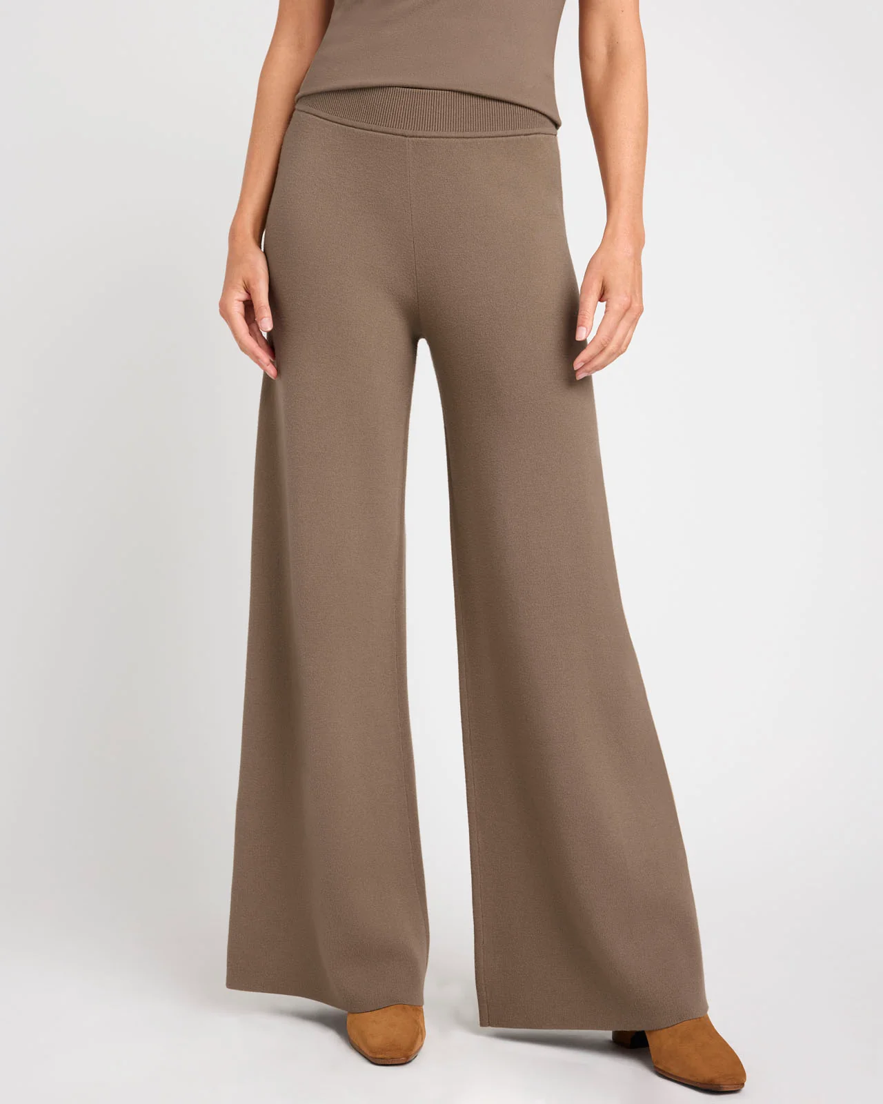 7637-splendid-x-cellajaneblog-wide-leg-sweater-pant-27.webp Splendid x @Cellajaneblog Wide Leg Sweater Pant