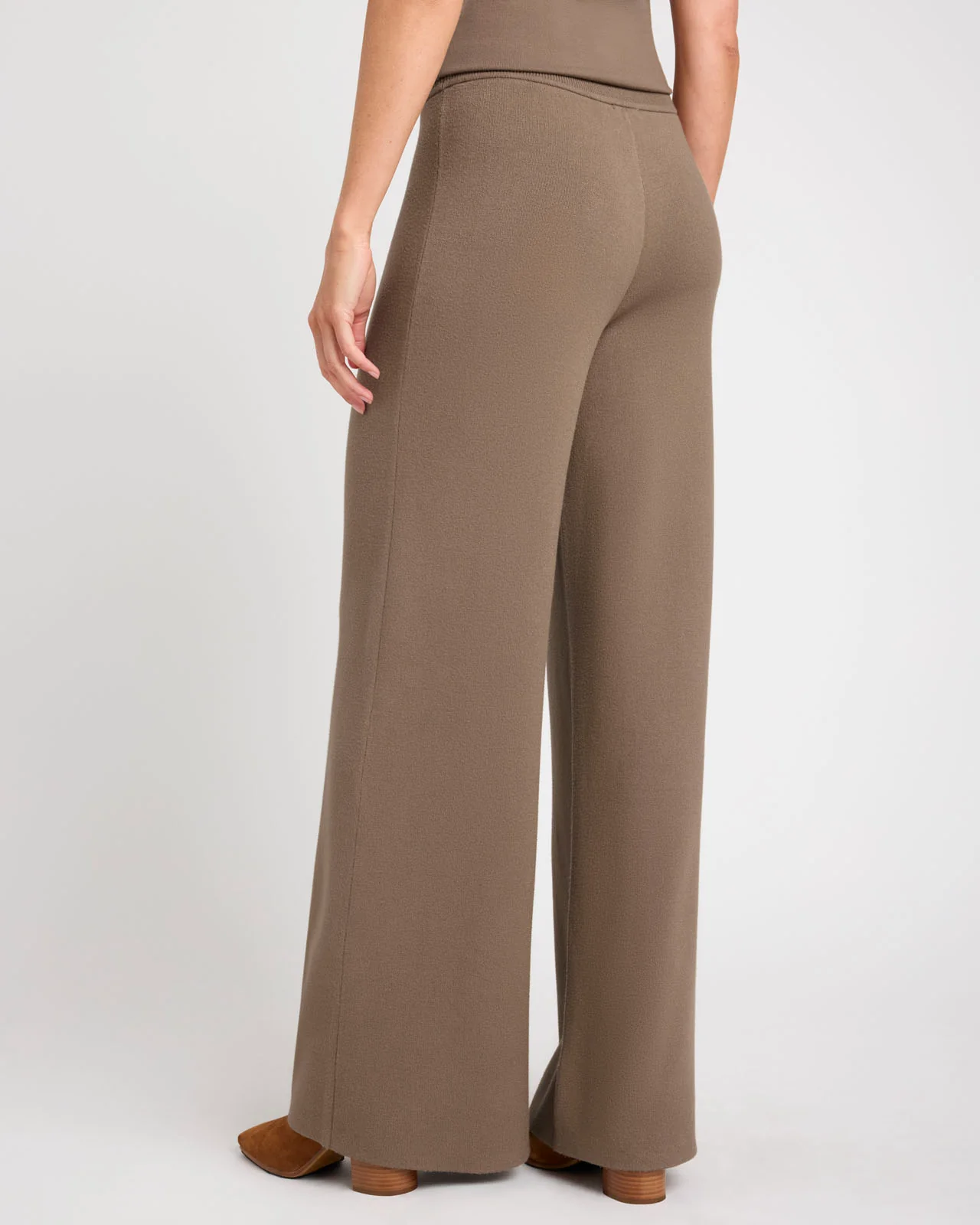 7637-splendid-x-cellajaneblog-wide-leg-sweater-pant-30.webp Splendid x @Cellajaneblog Wide Leg Sweater Pant