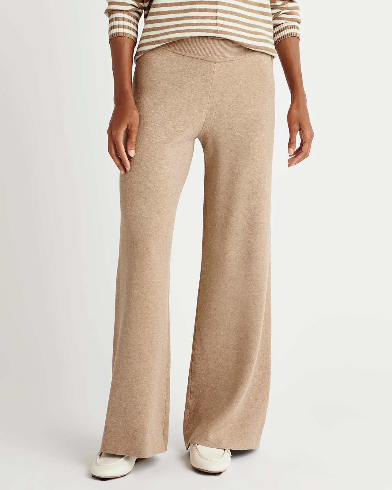 7637-splendid-x-cellajaneblog-wide-leg-sweater-pant-44.webp Splendid x @Cellajaneblog Wide Leg Sweater Pant