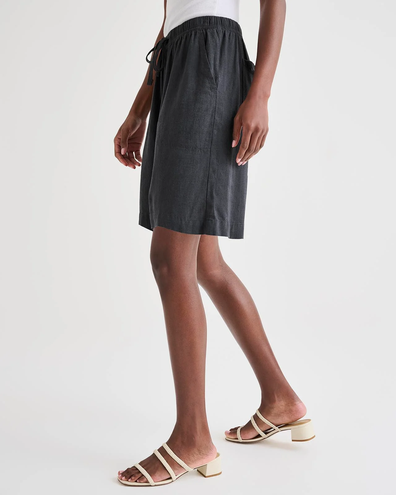 8265-blaire-bermuda-short-4.webp Blaire Bermuda Short