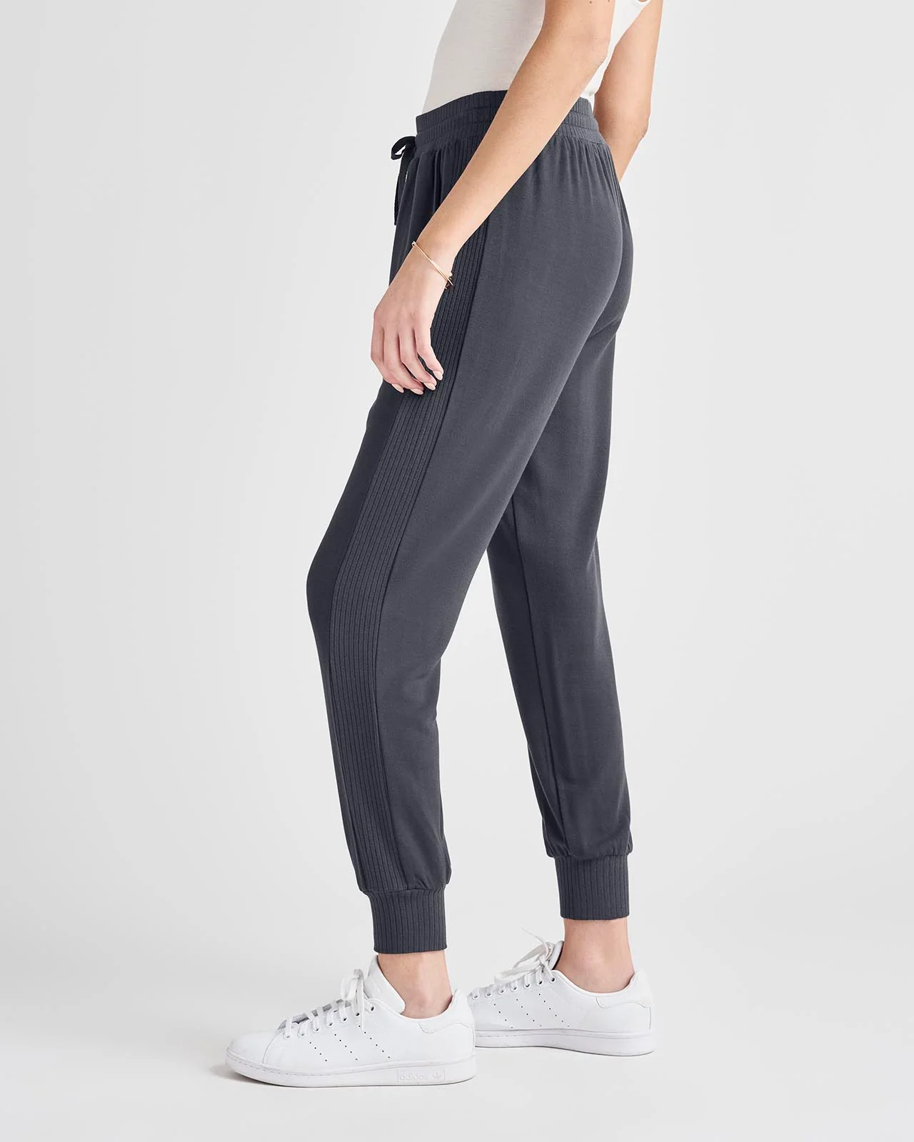 8705-supersoft-jogger-3.webp Supersoft Jogger