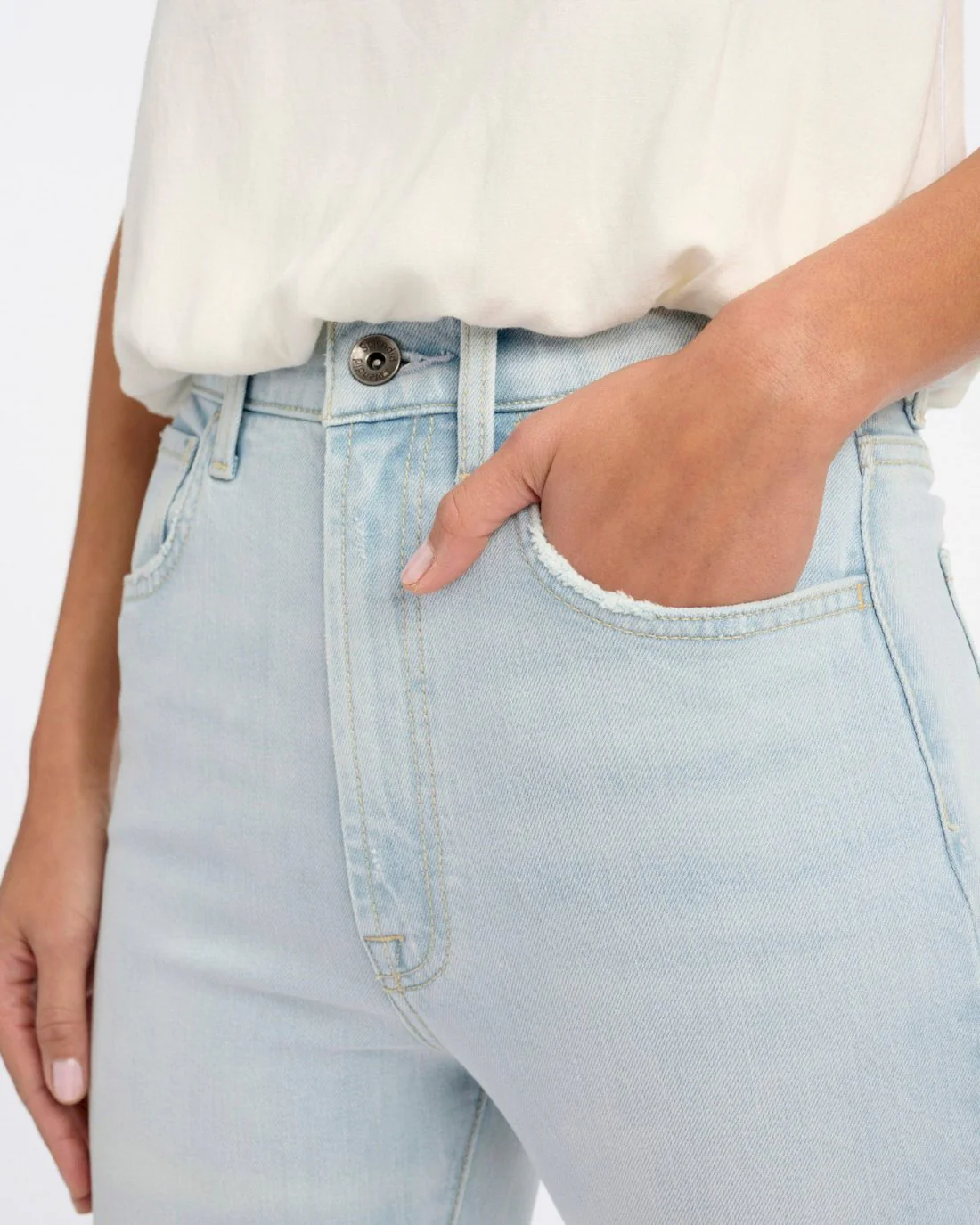9143-easy-slim-release-hem-crop-jean-4.webp Easy Slim Release Hem Crop Jean