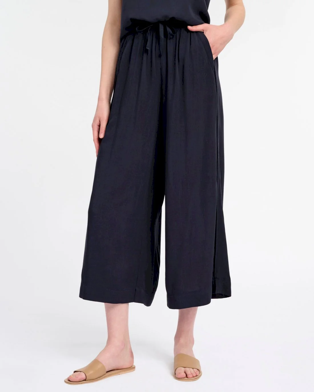 9247-thira-pant-6.webp Thira Pant