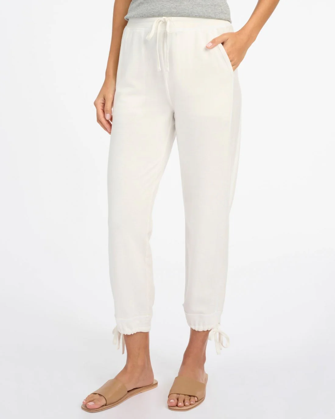 9294-athena-jogger-1.webp Athena Jogger